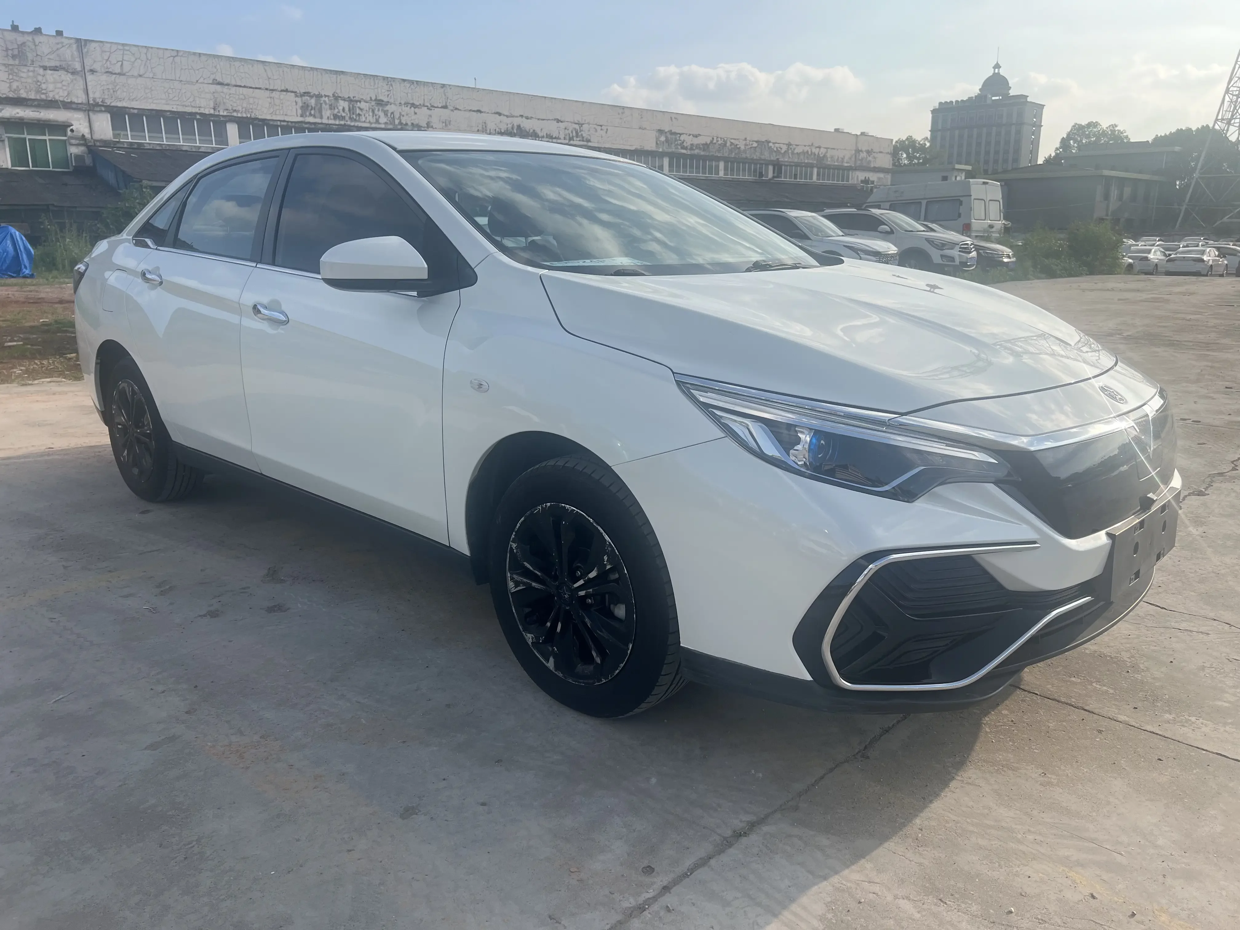 Kai Chen Venucia D60 EV