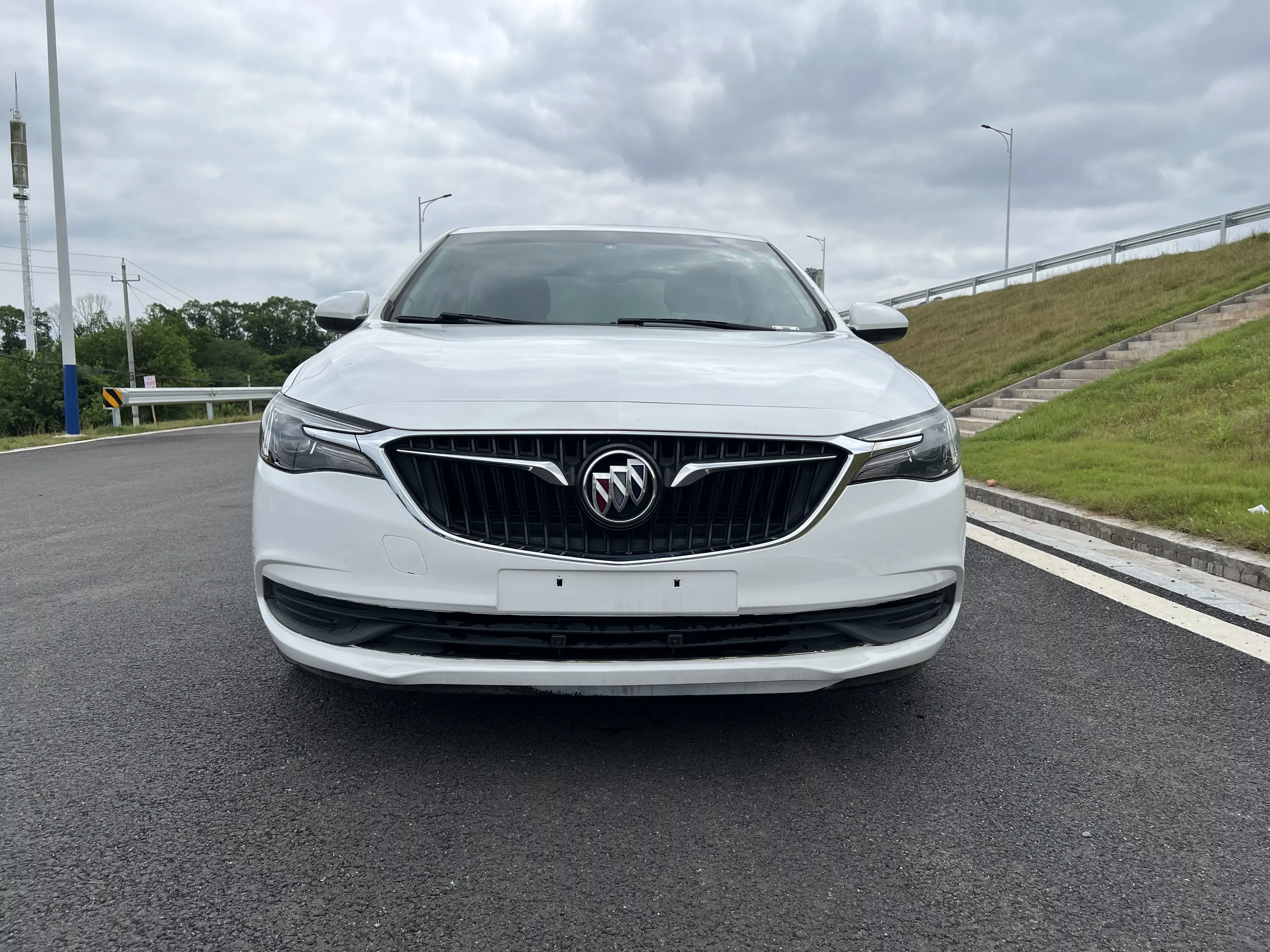 Buick Yinglang
