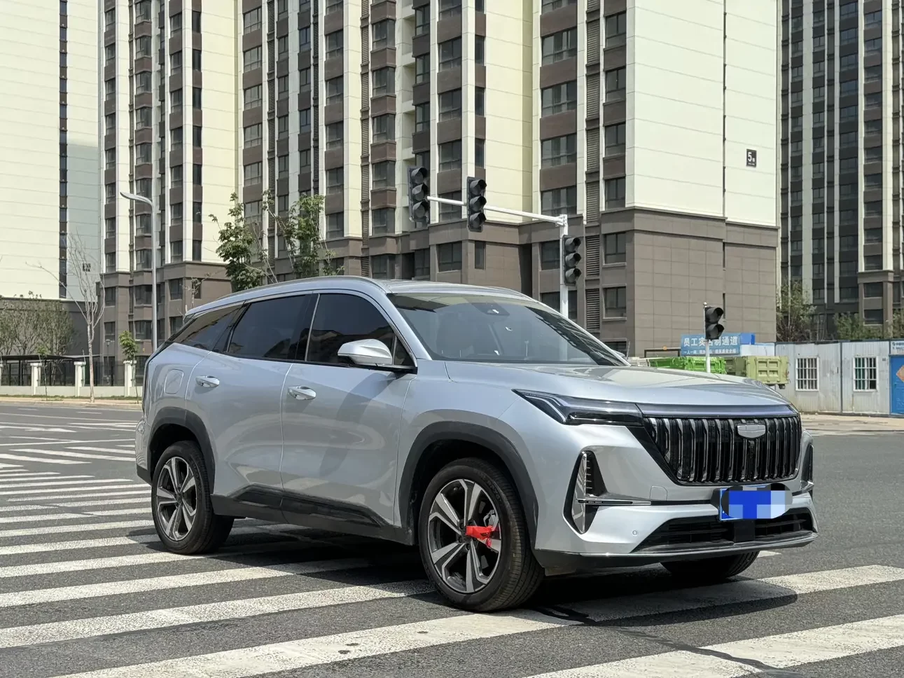 Geely Atlas L