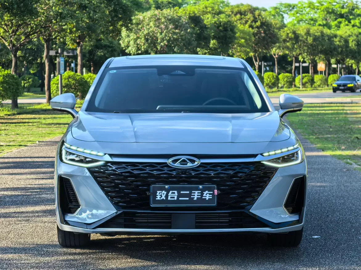 Chery Arrizo 8