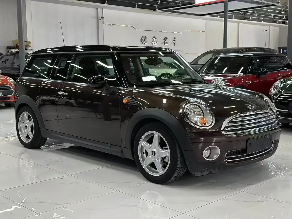 MINI CLUBMAN