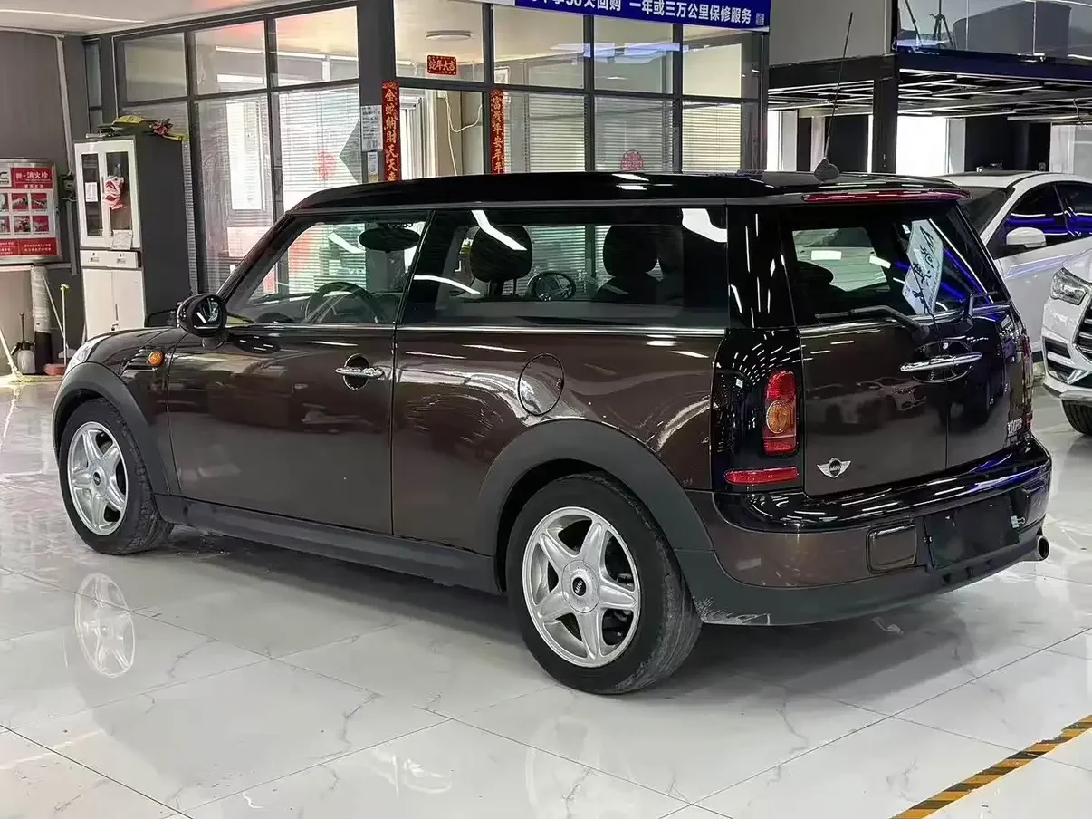 MINI CLUBMAN
