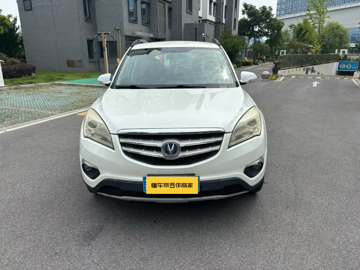 Changan CS35  из Китая