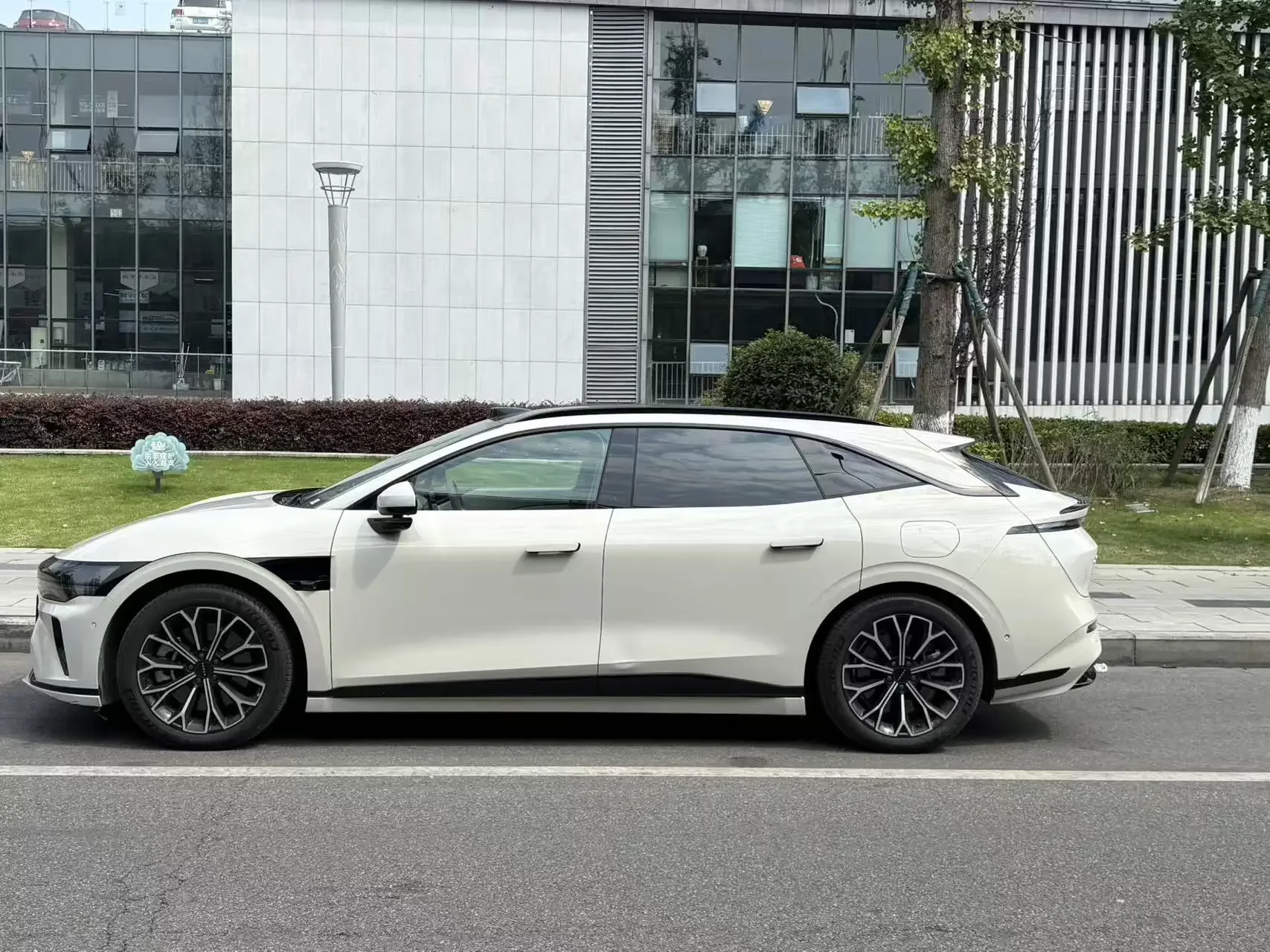 ZEEKR 007GT