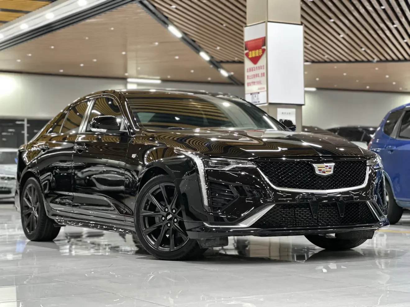 Cadillac CT4  из Китая