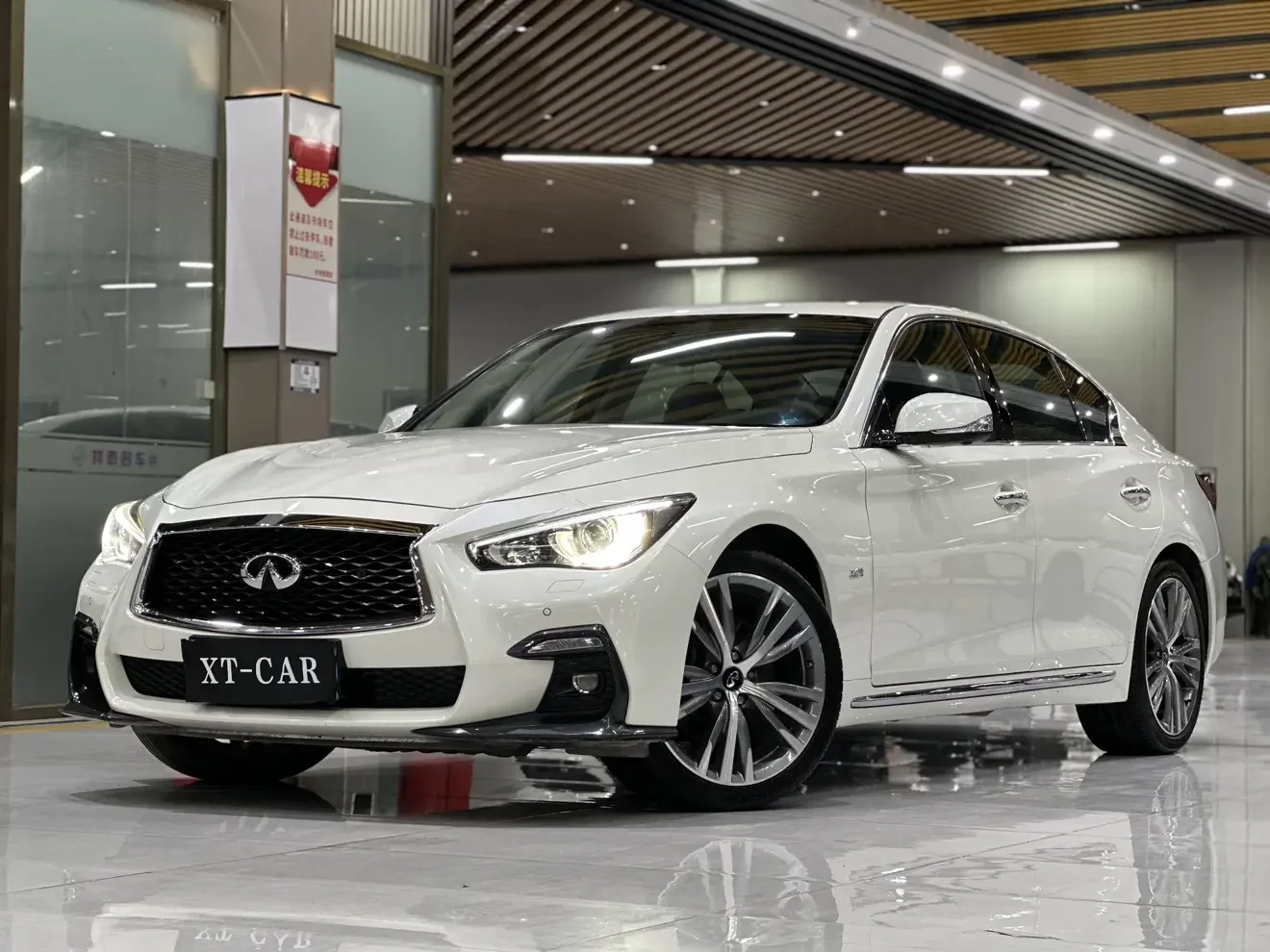 Infiniti Q50L  из Китая