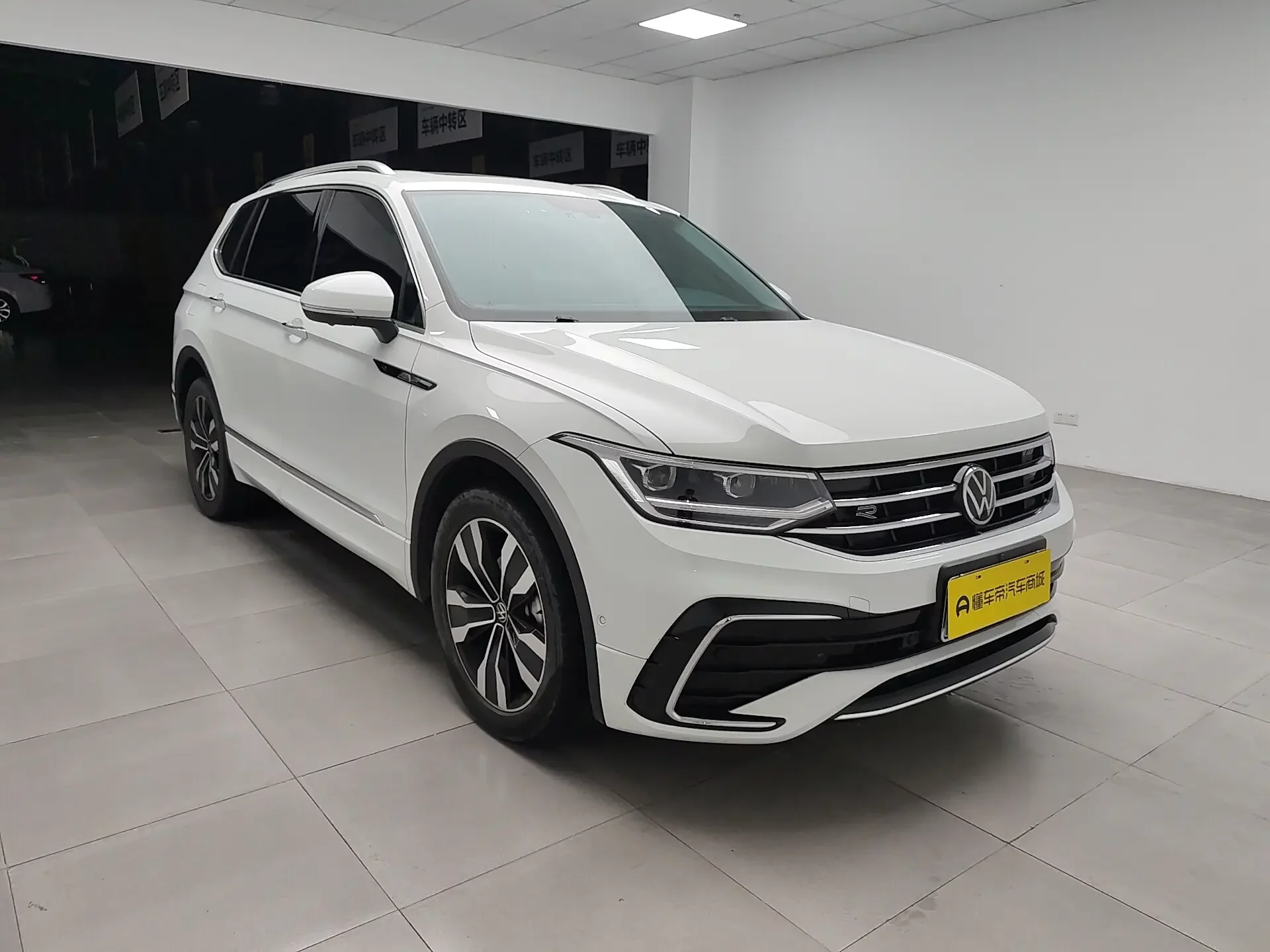 Volkswagen Tiguan L