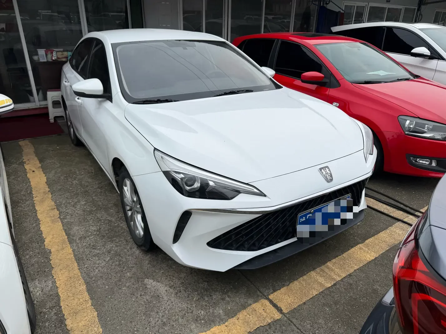 Roewe i5
