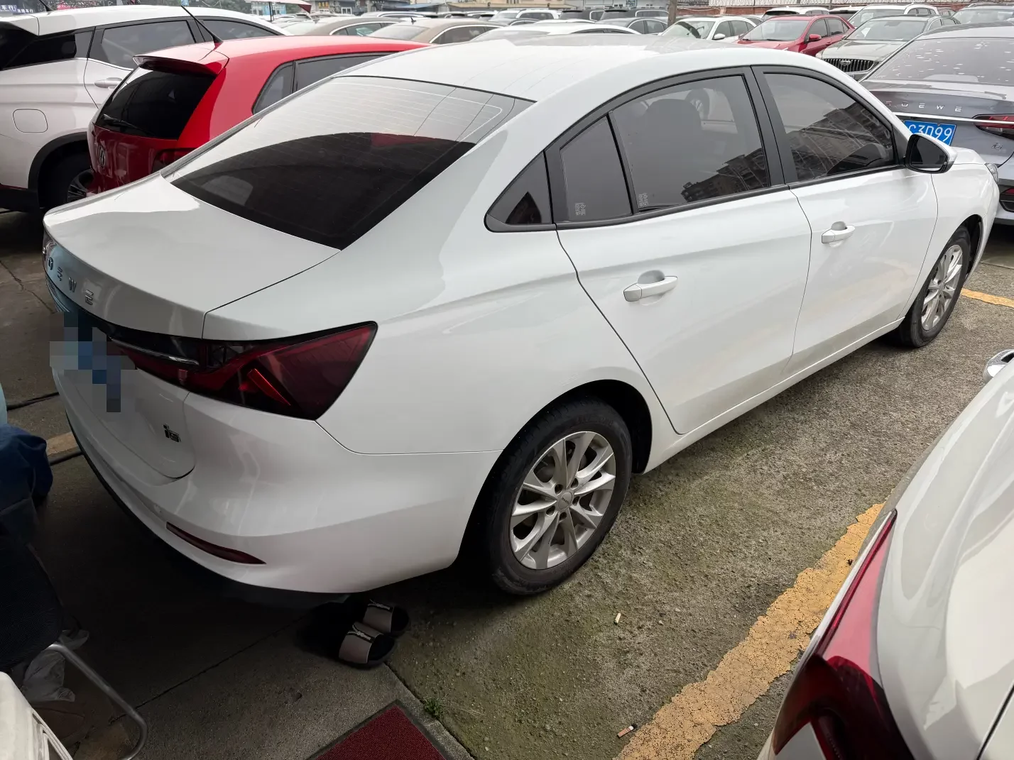 Roewe i5