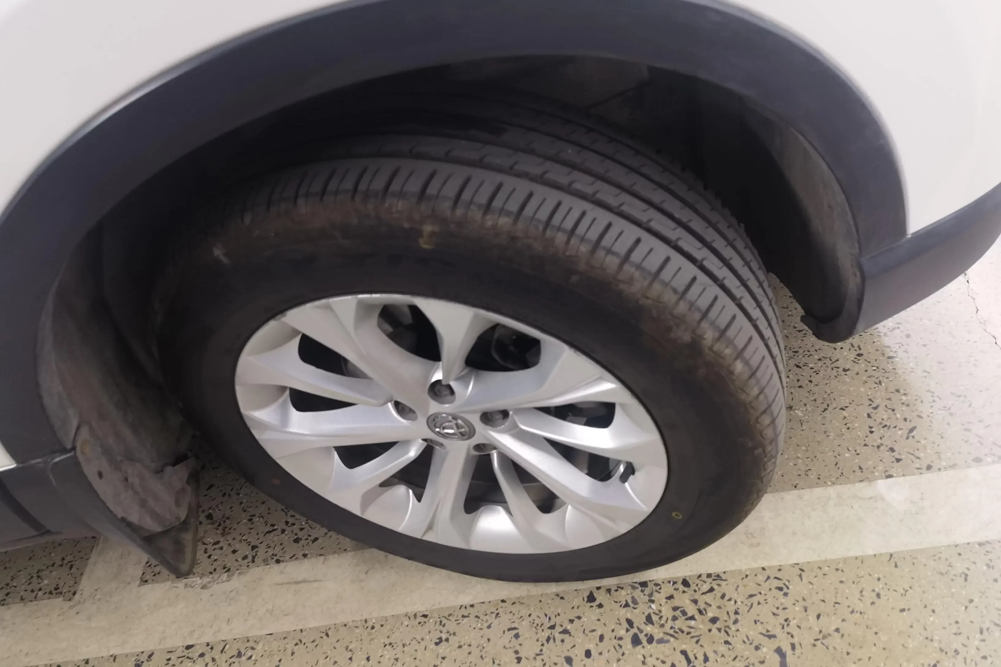 Brilliance China V3