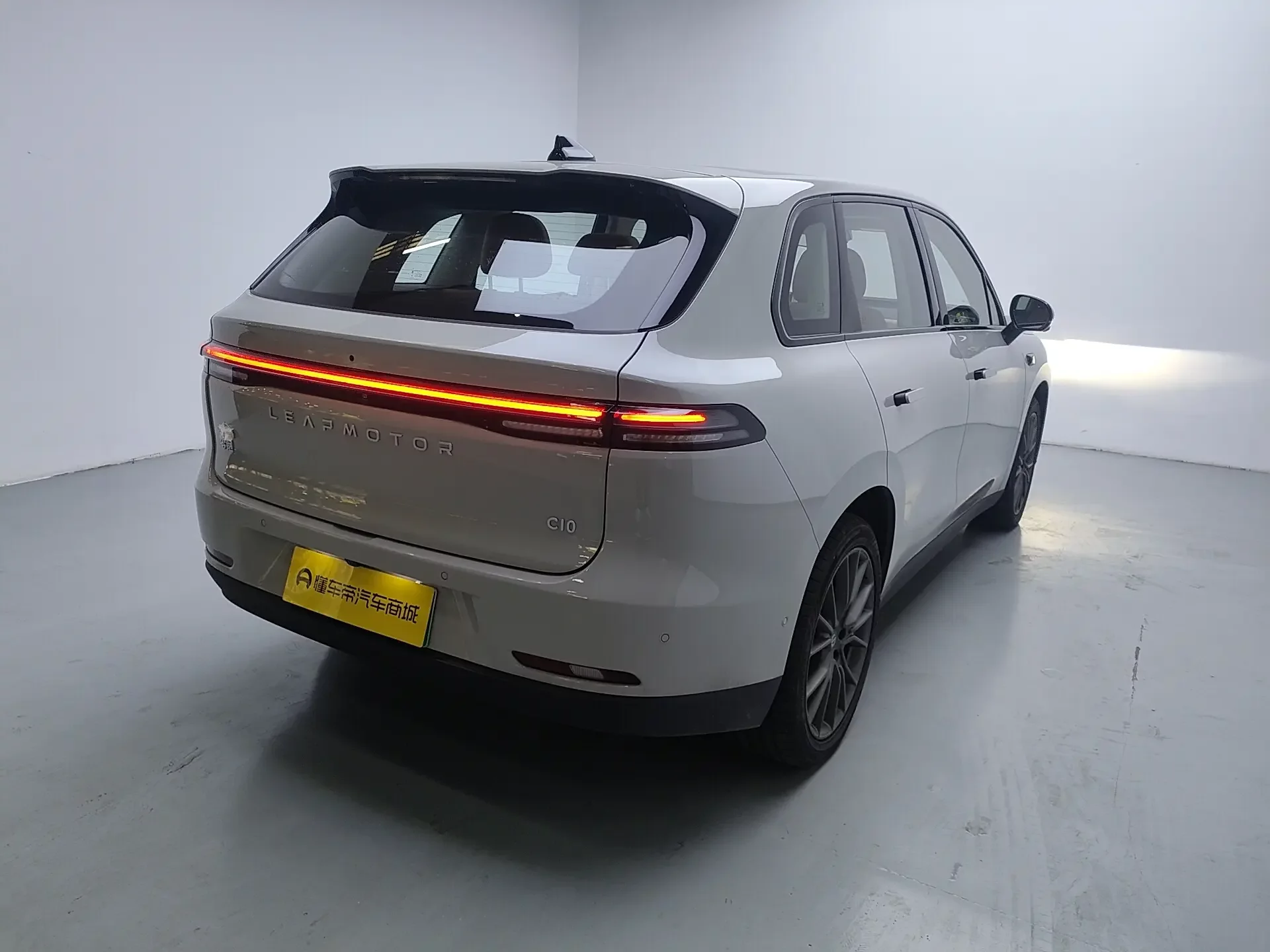 Leapmotor Zero running C10