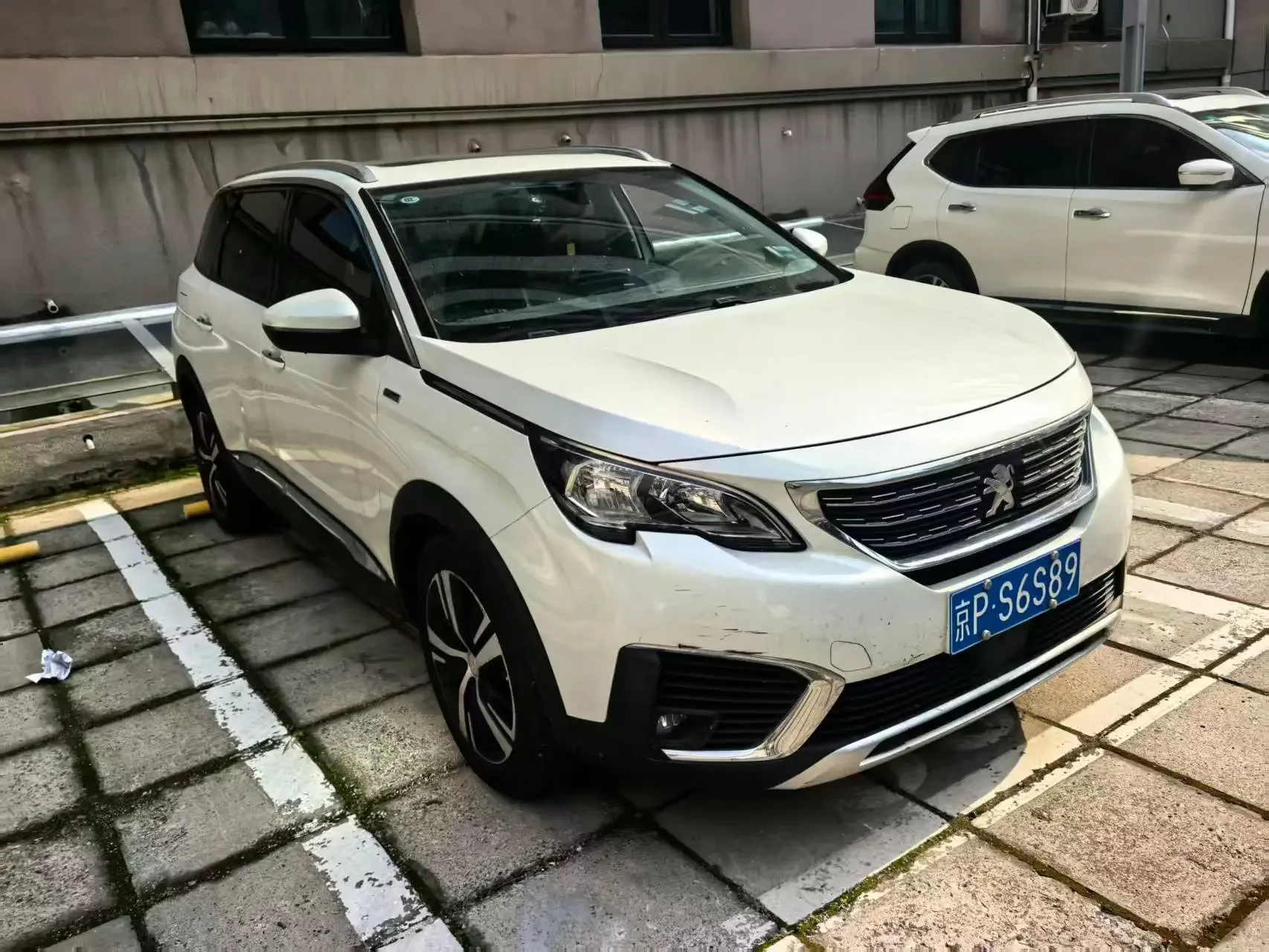 Peugeot 5008