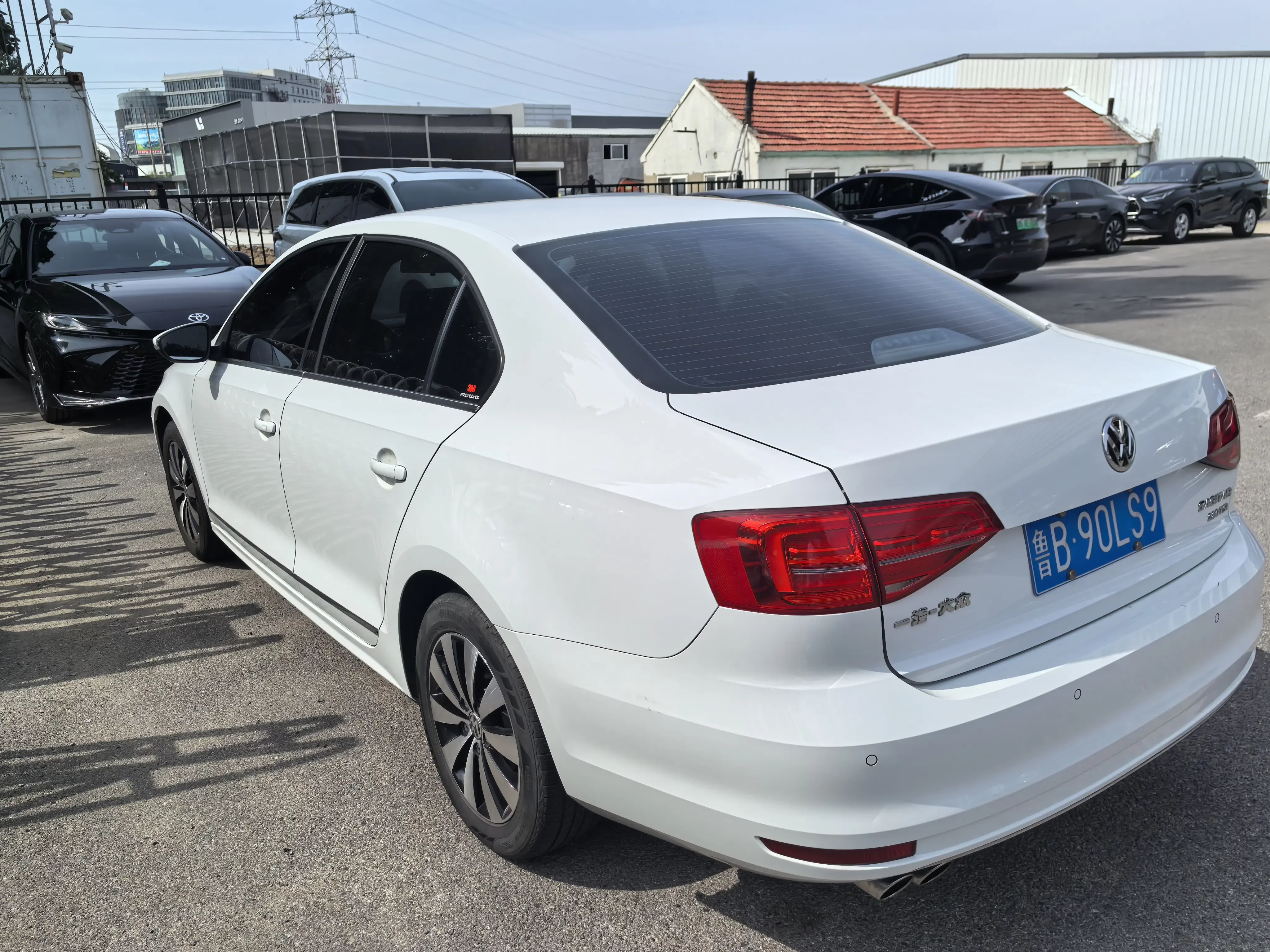 Volkswagen Sagitar