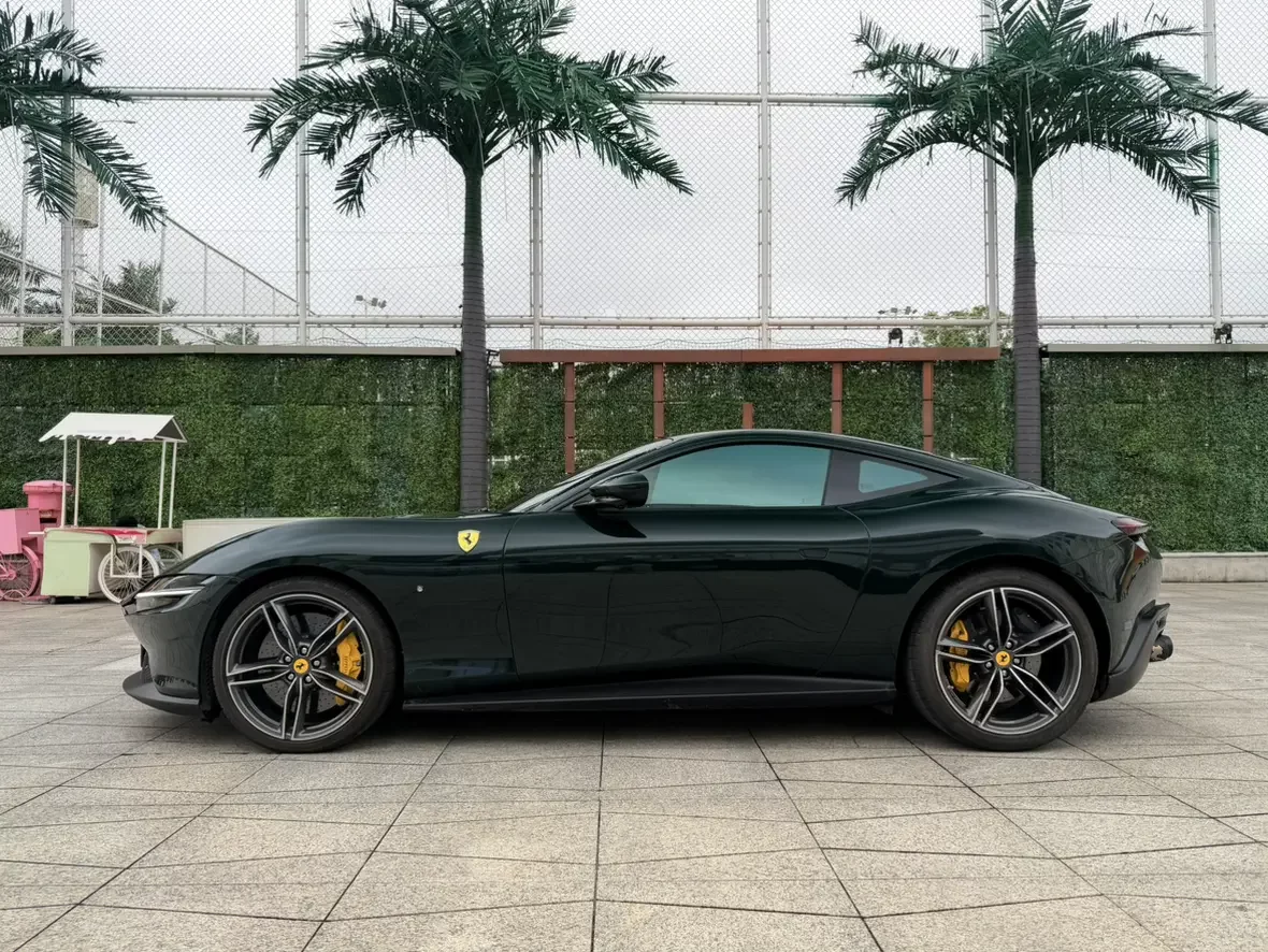 Ferrari Roma