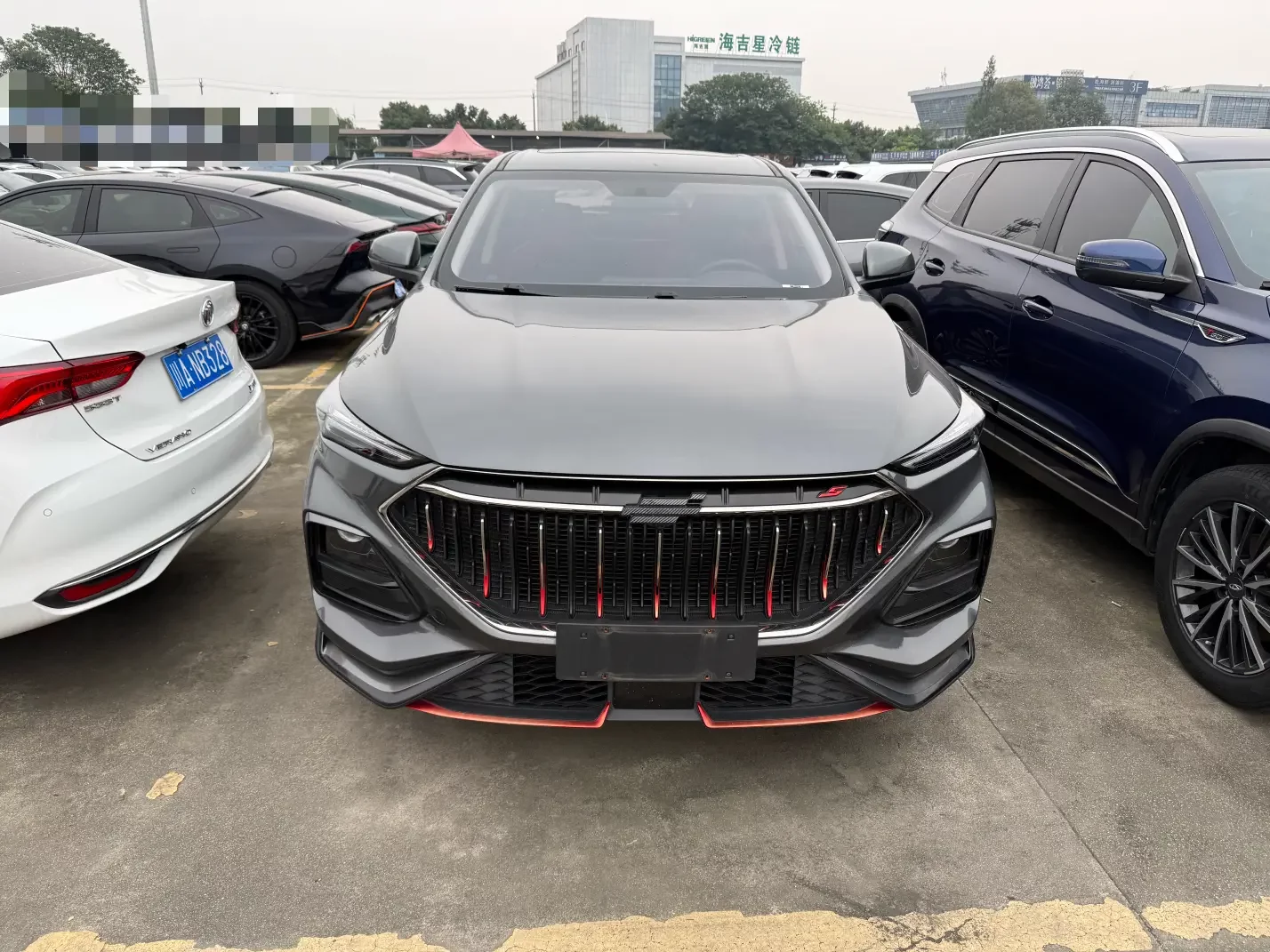 Oshan Changan Auchan X5