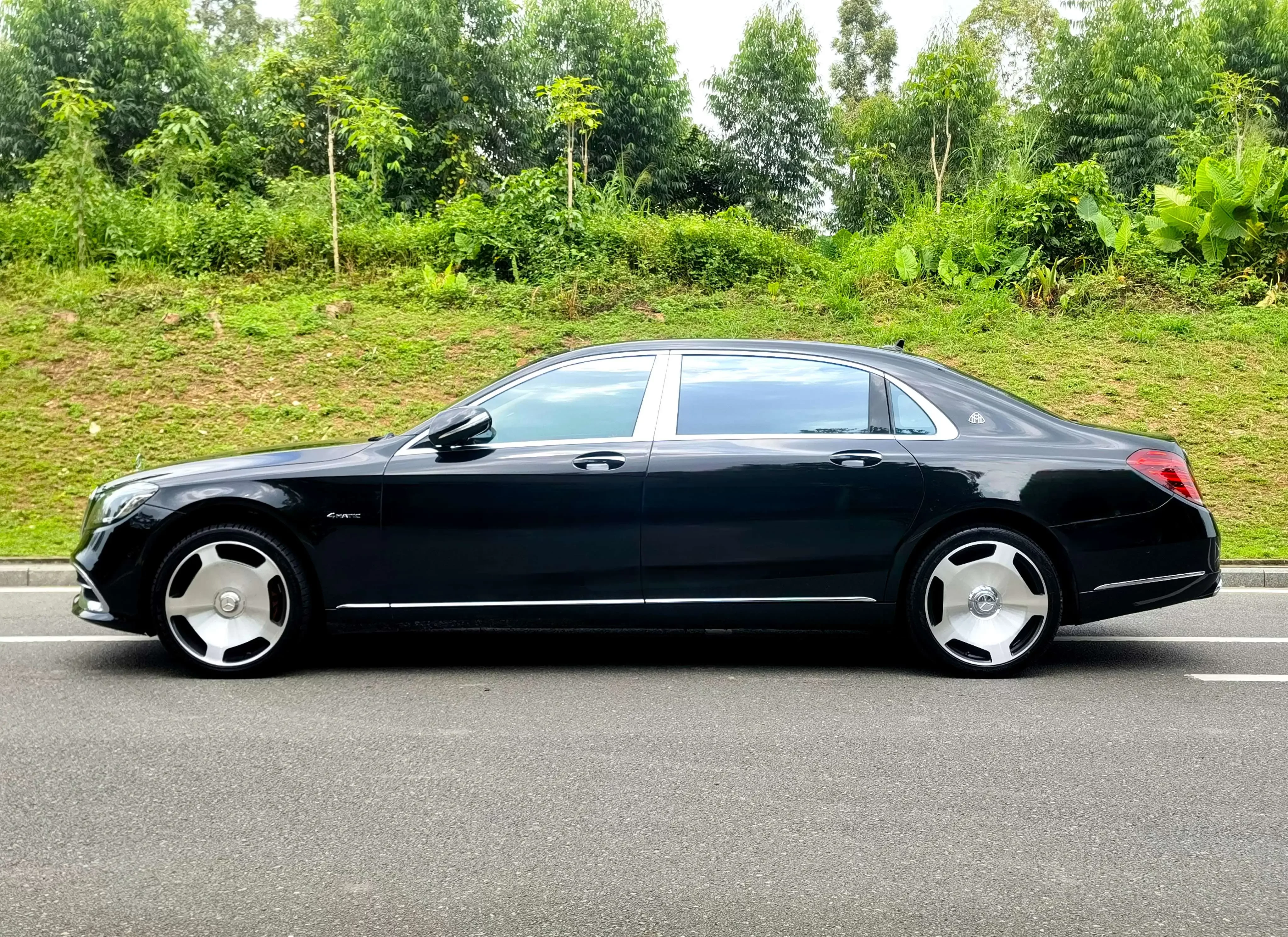 Mercedes-Benz Maybach S-Class