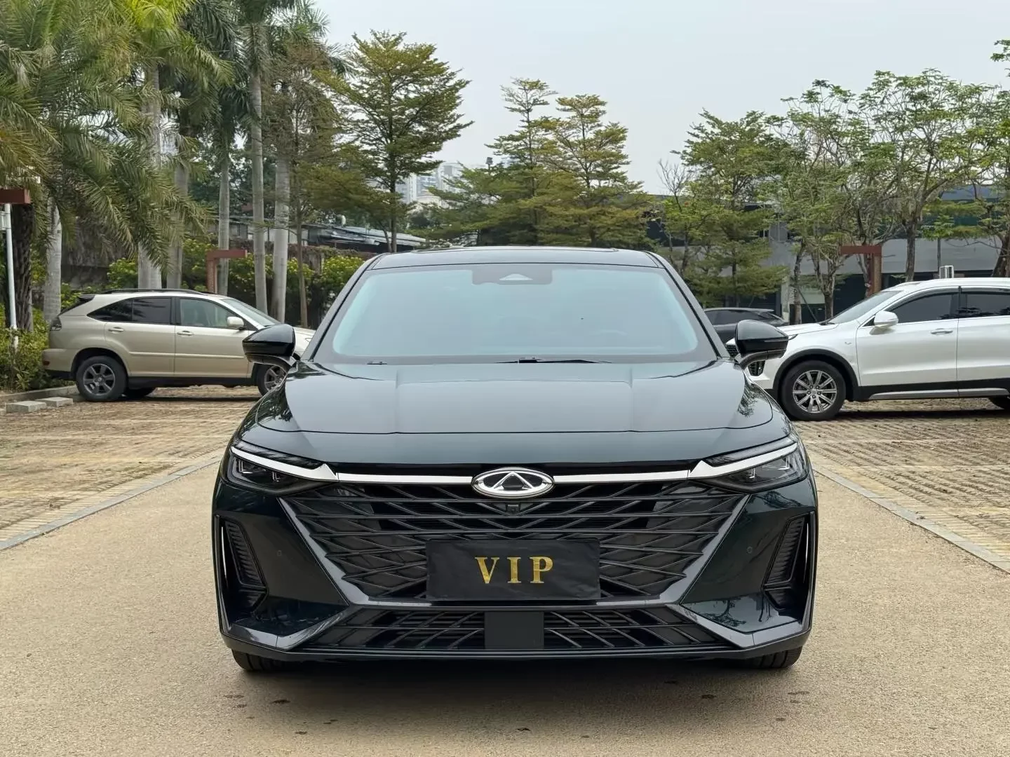 Chery Arrizo 8