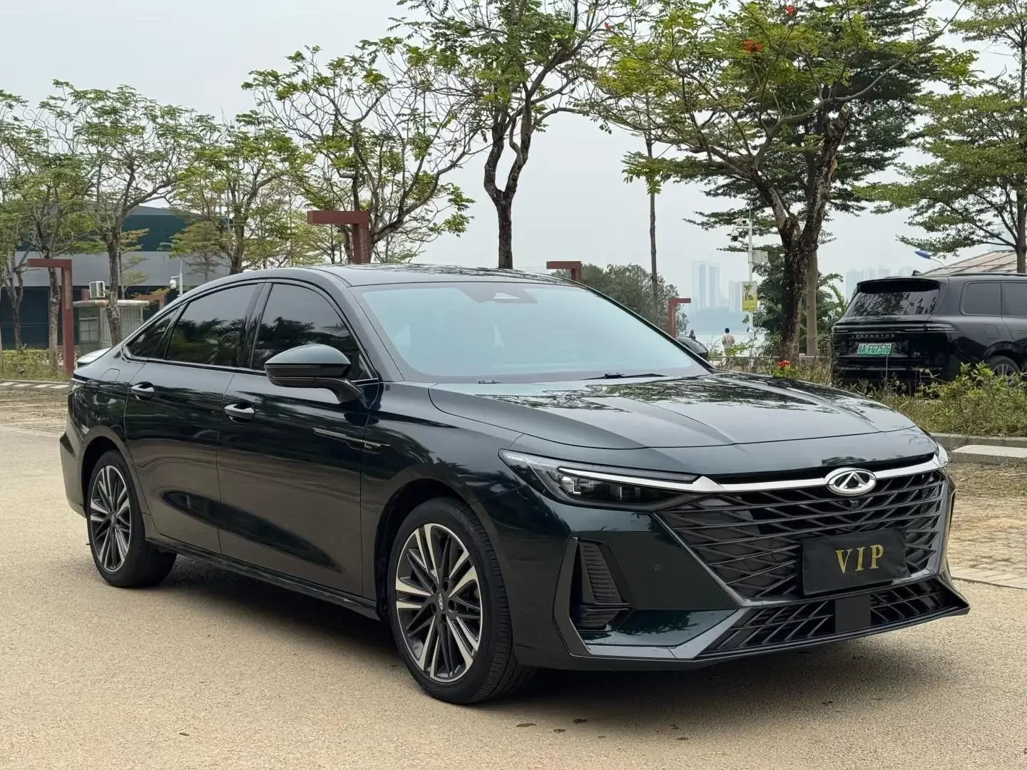 Chery Arrizo 8