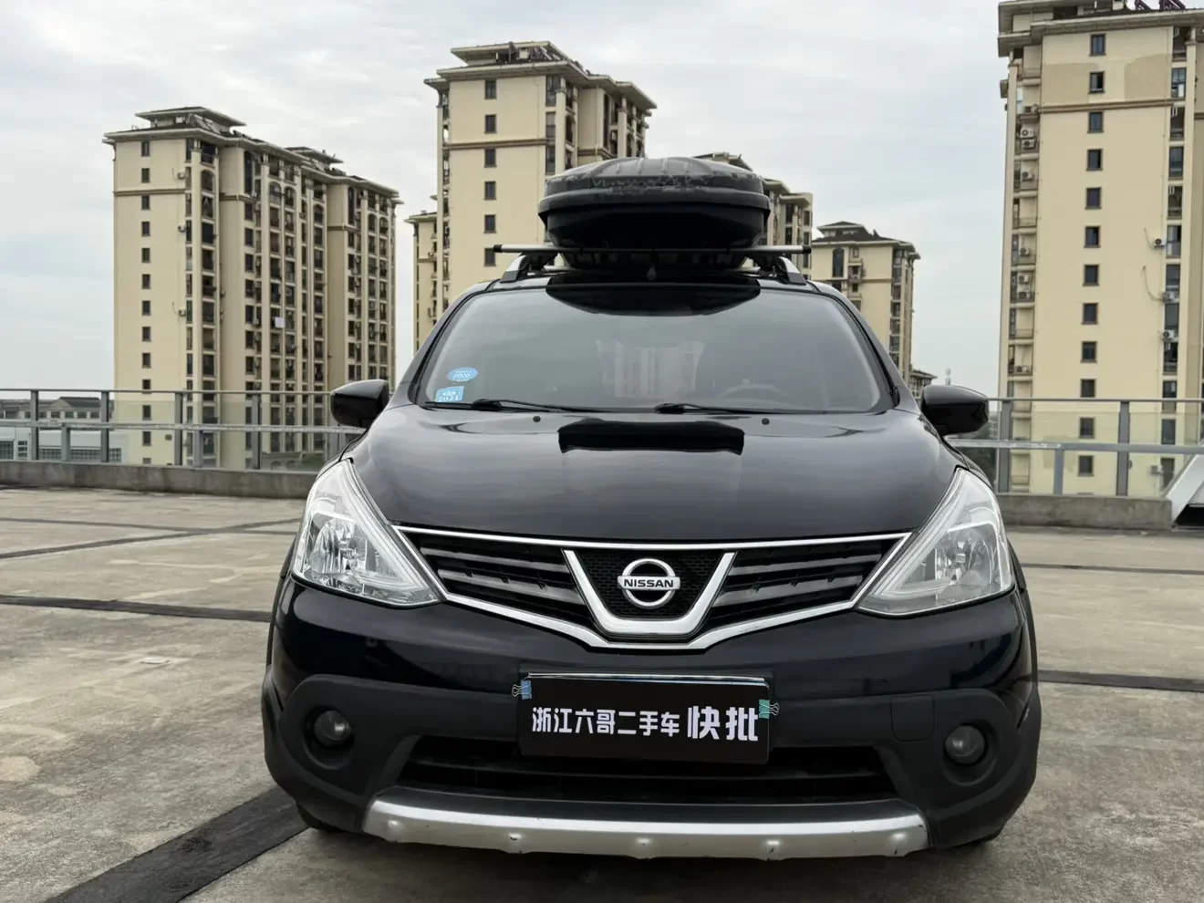 Nissan Li Wei  из Китая