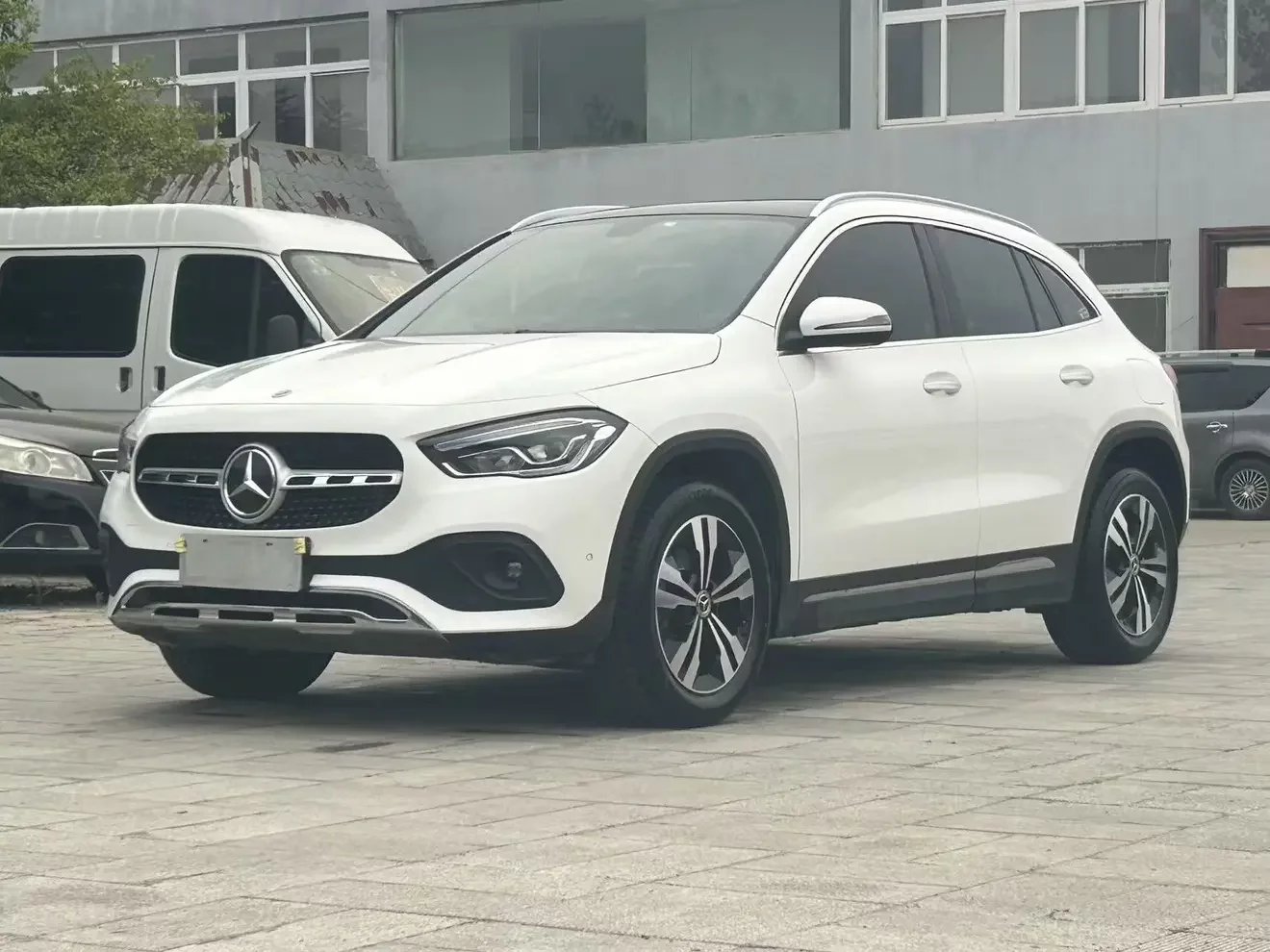 Mercedes-Benz GLA