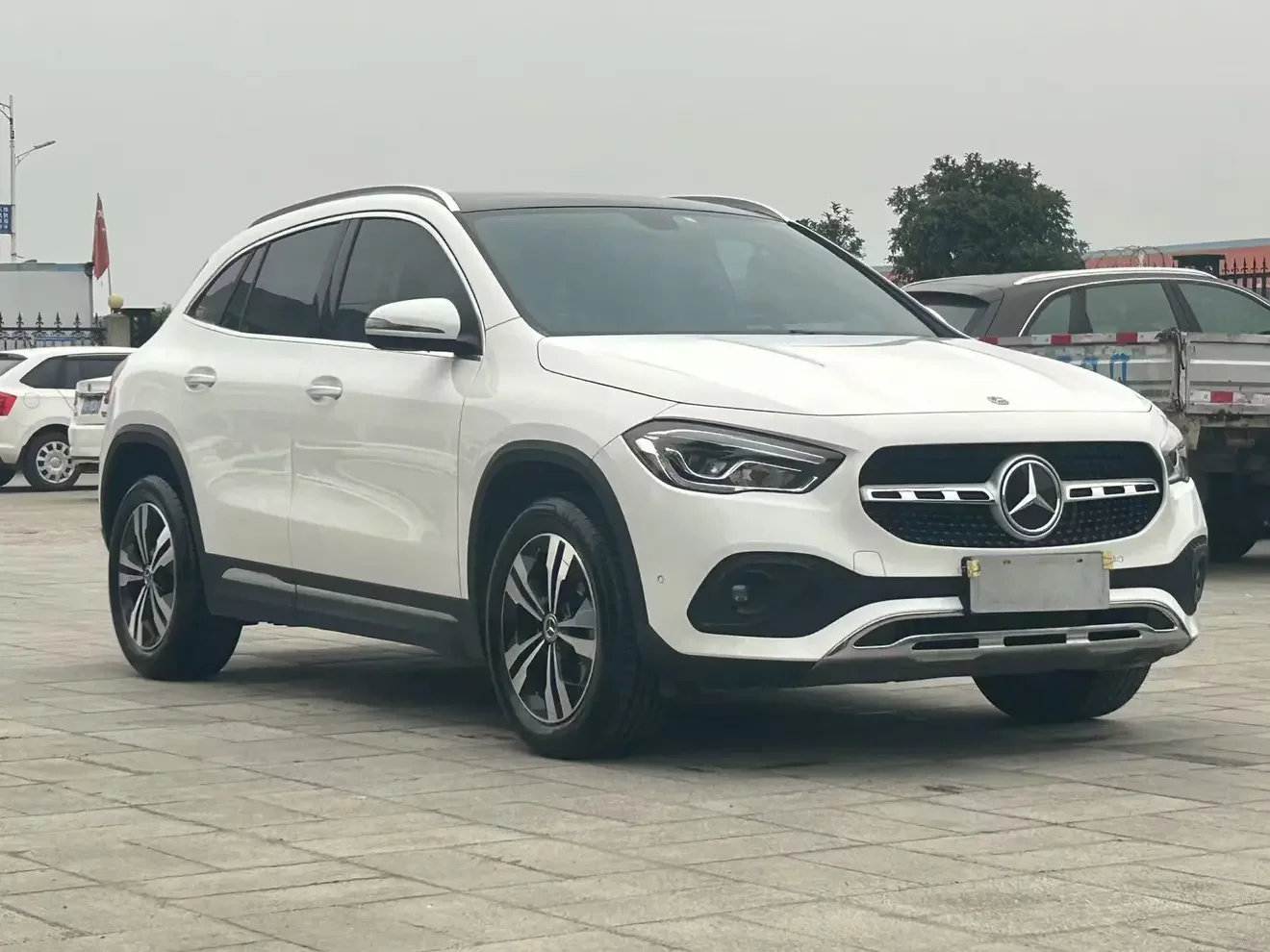 Mercedes-Benz GLA