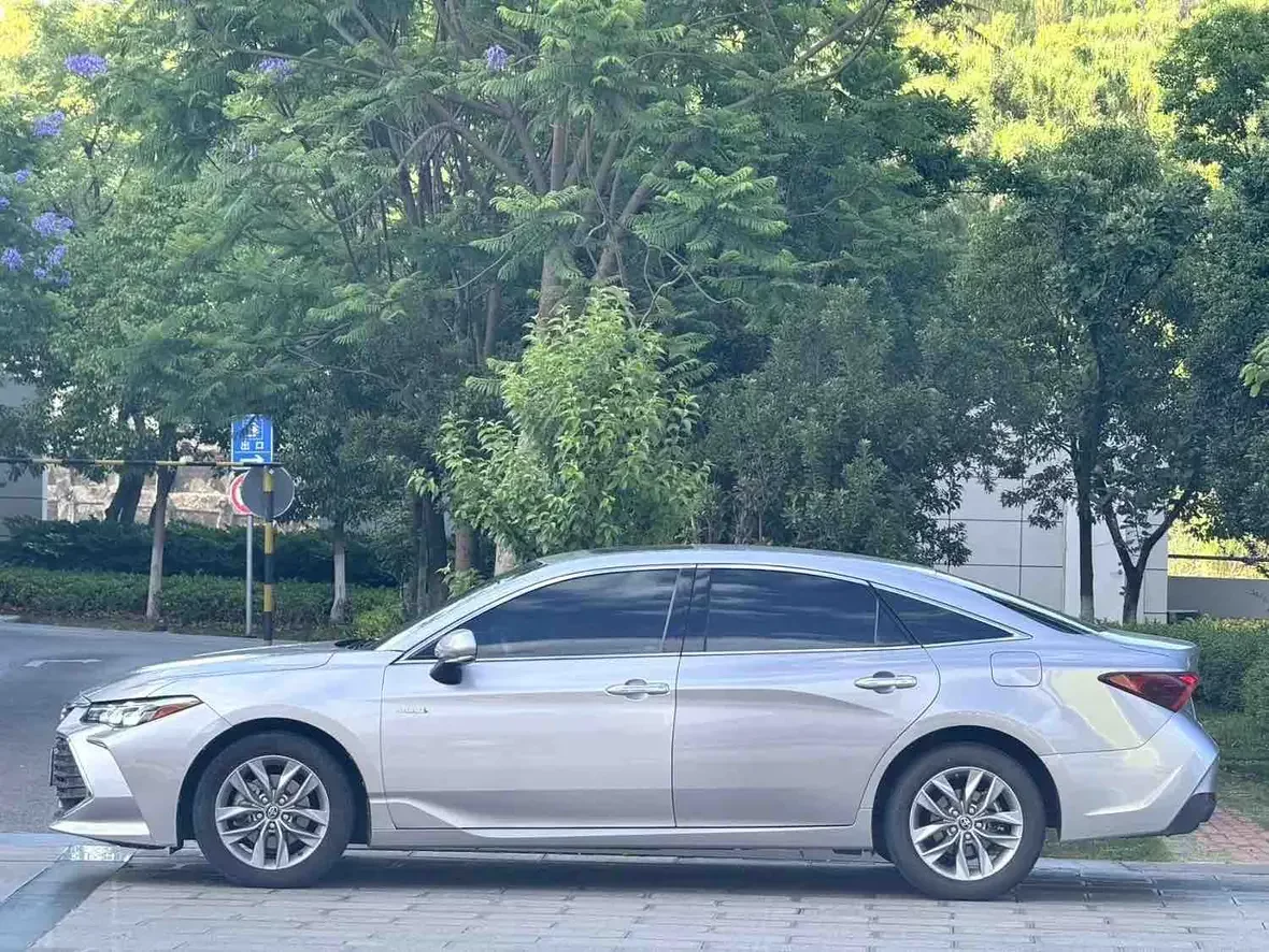 Toyota Avalon