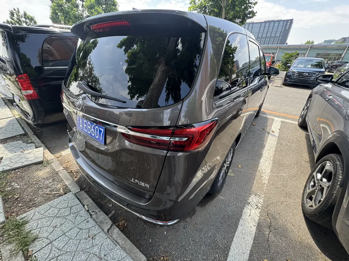 Buick GL8