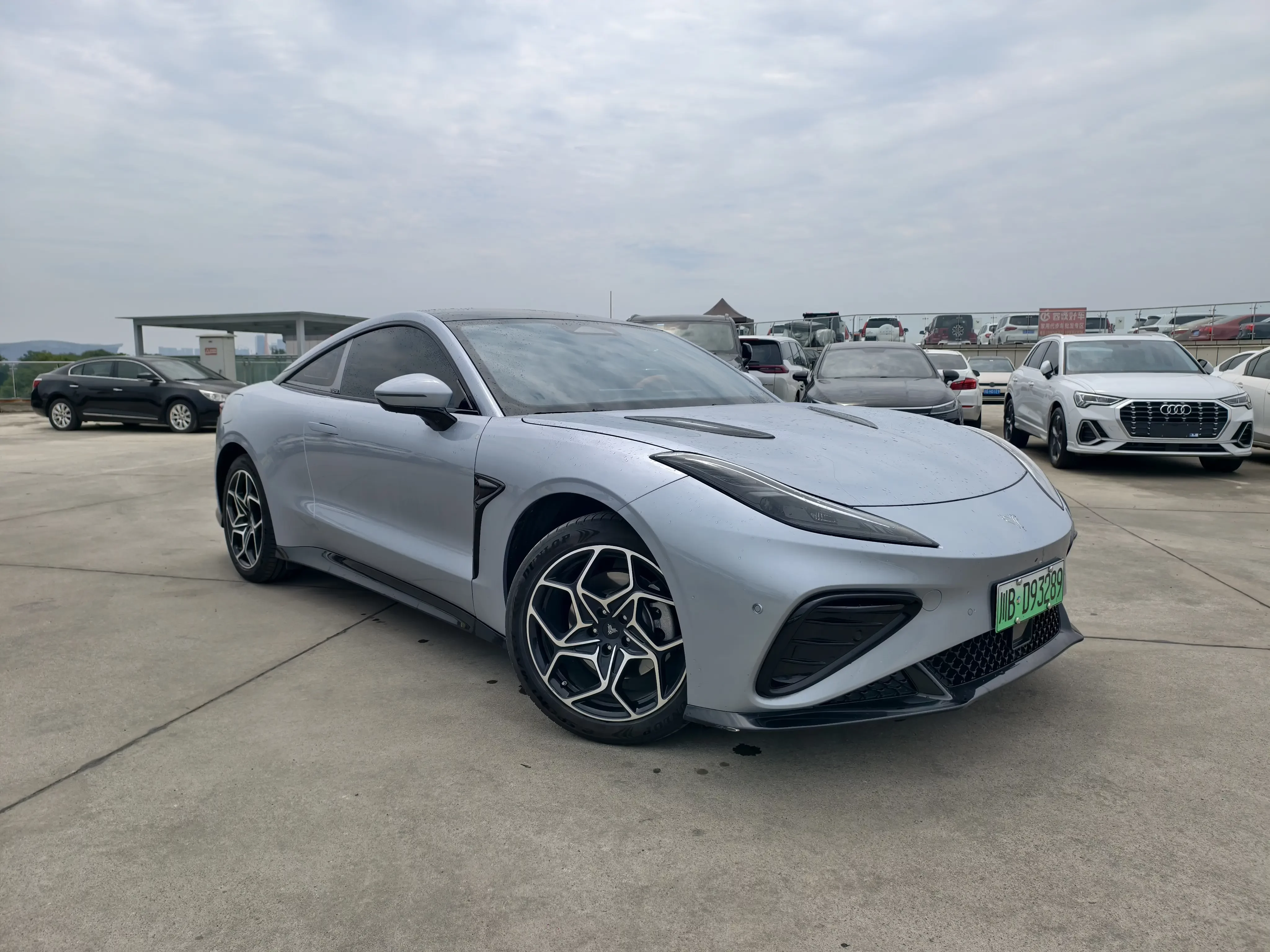 NETA Nezha GT