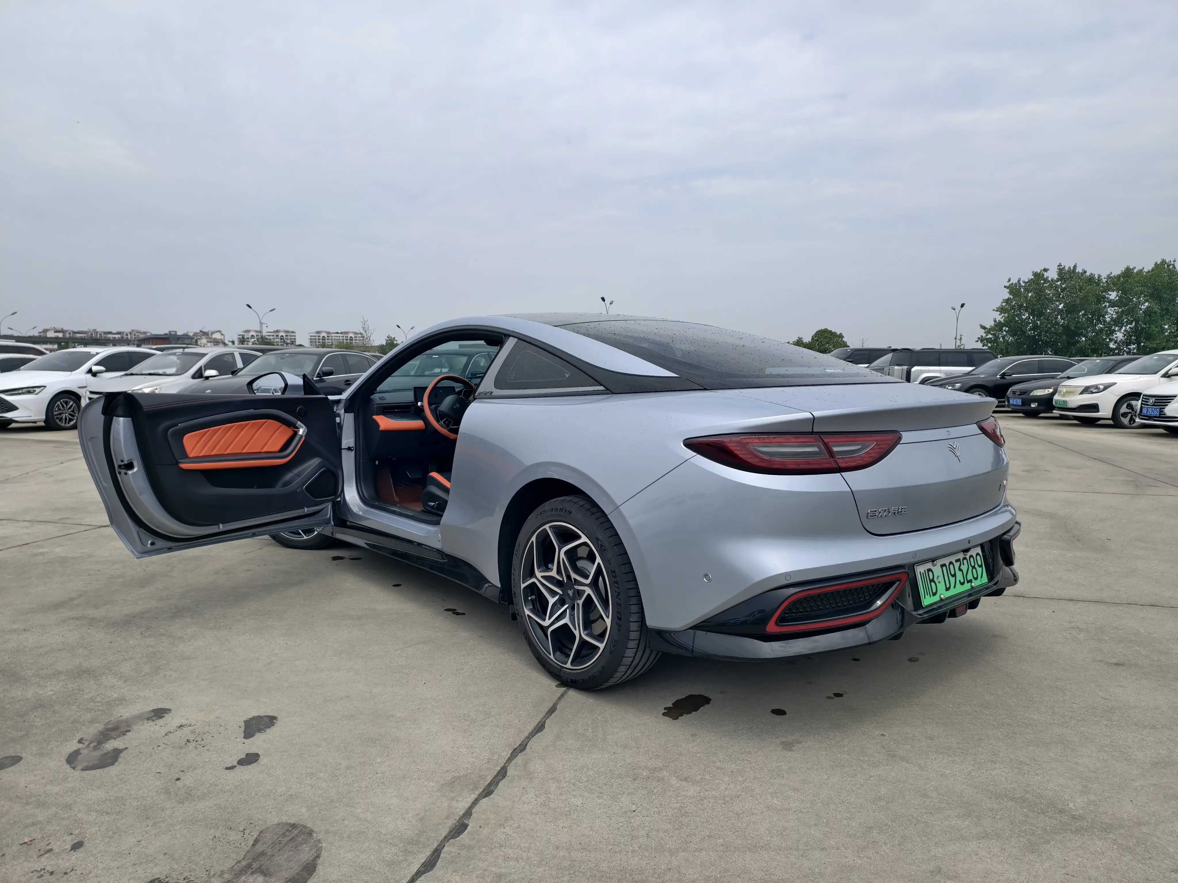 NETA Nezha GT