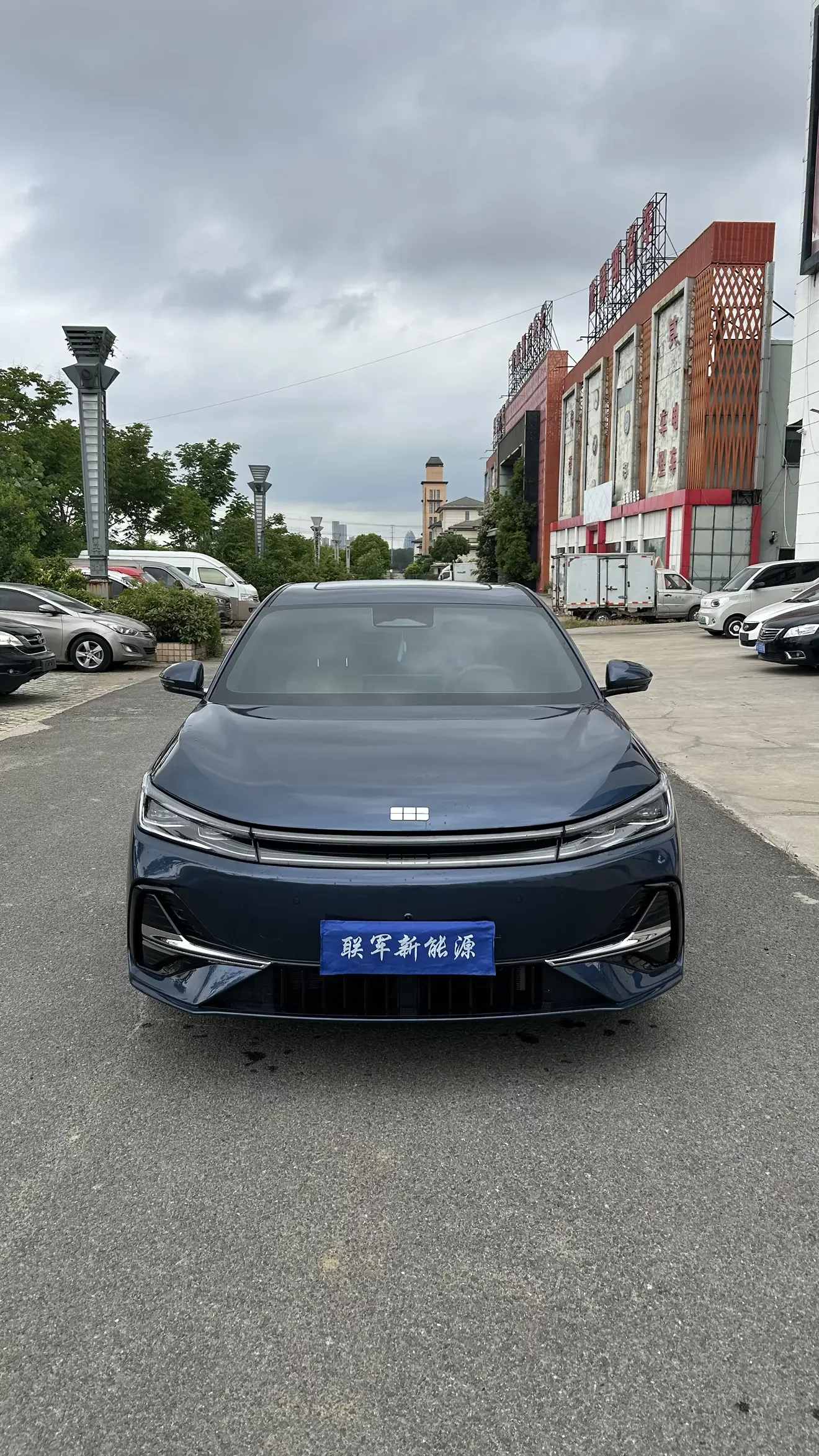 Geely Galaxy A7 EM