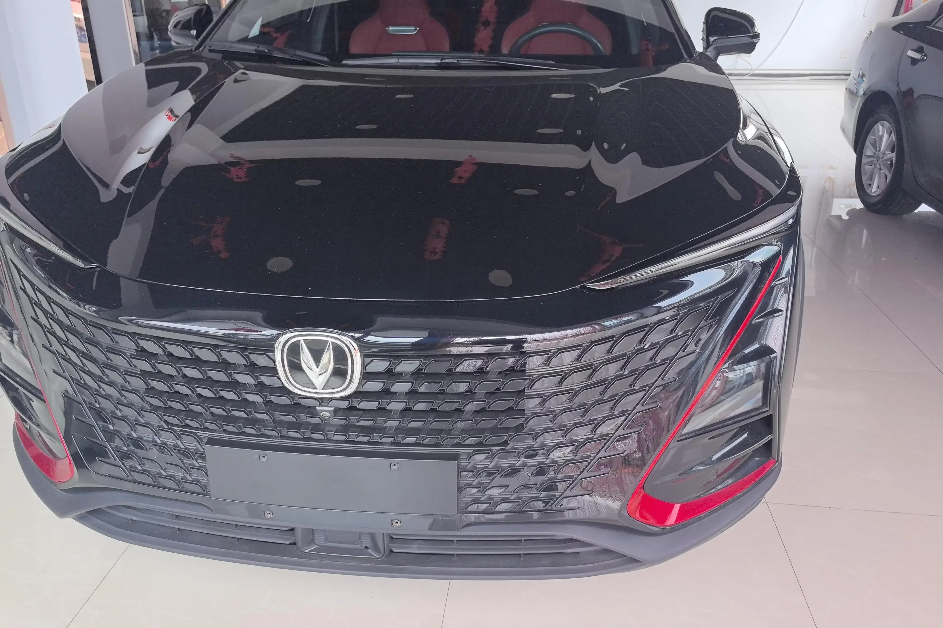 Changan UNI-T  из Китая