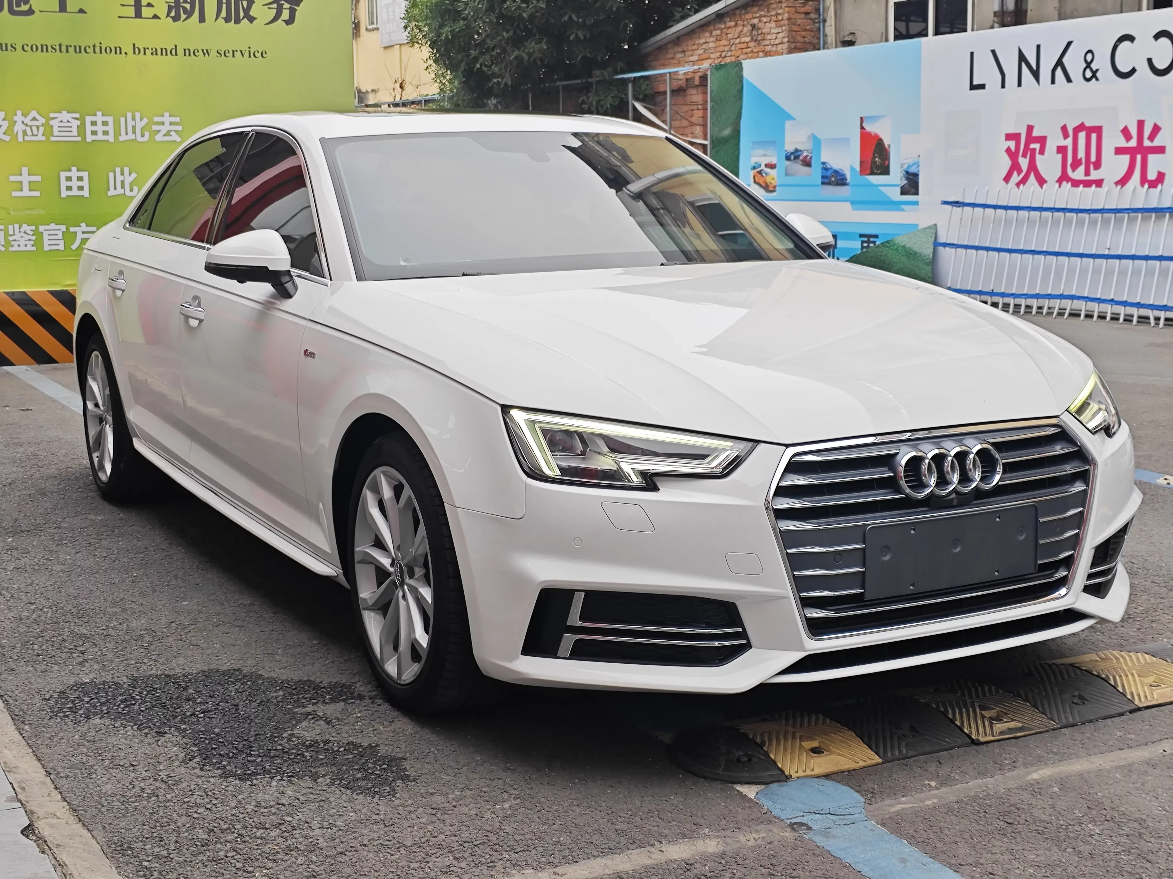 Audi A4L