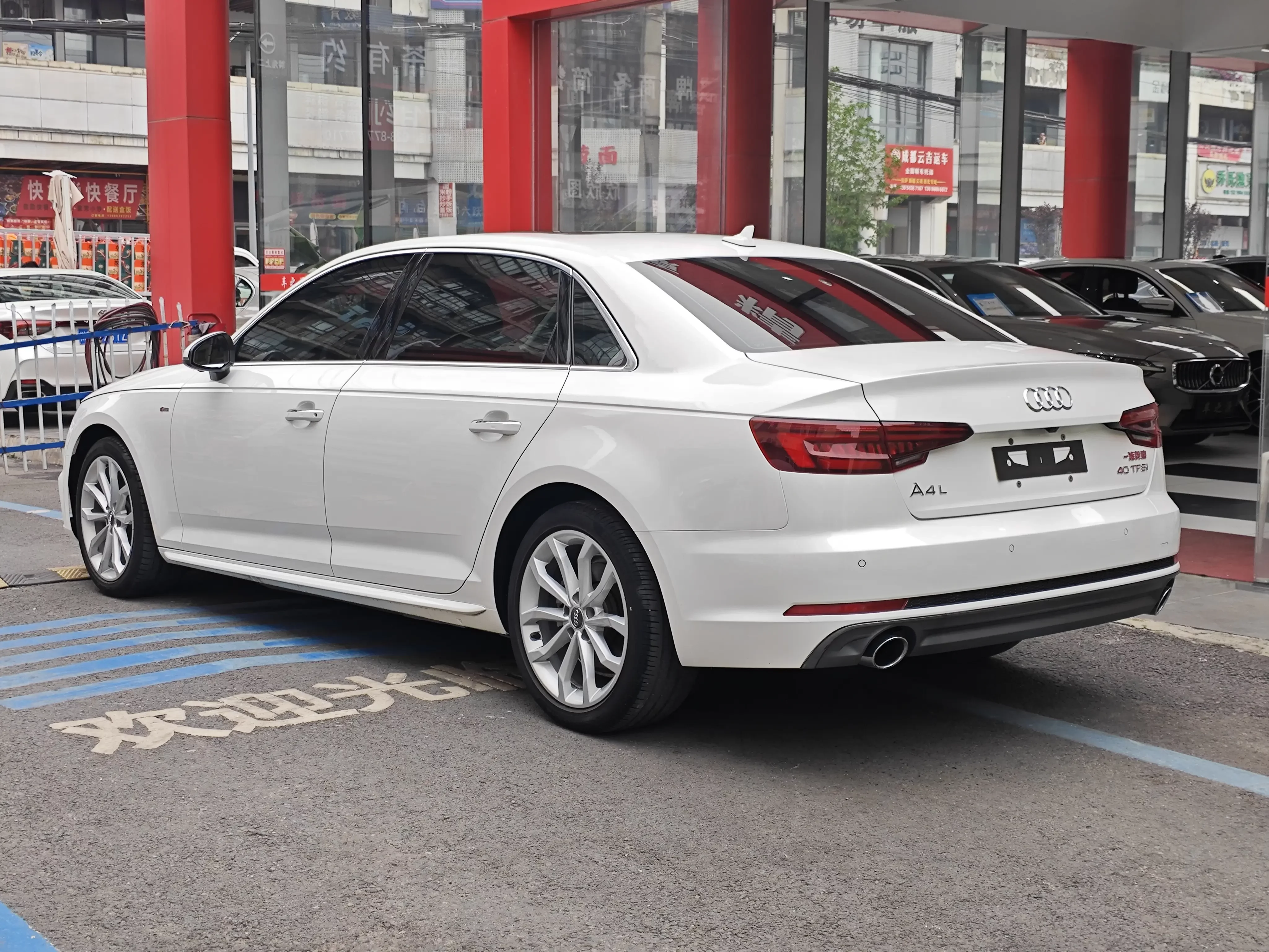 Audi A4L