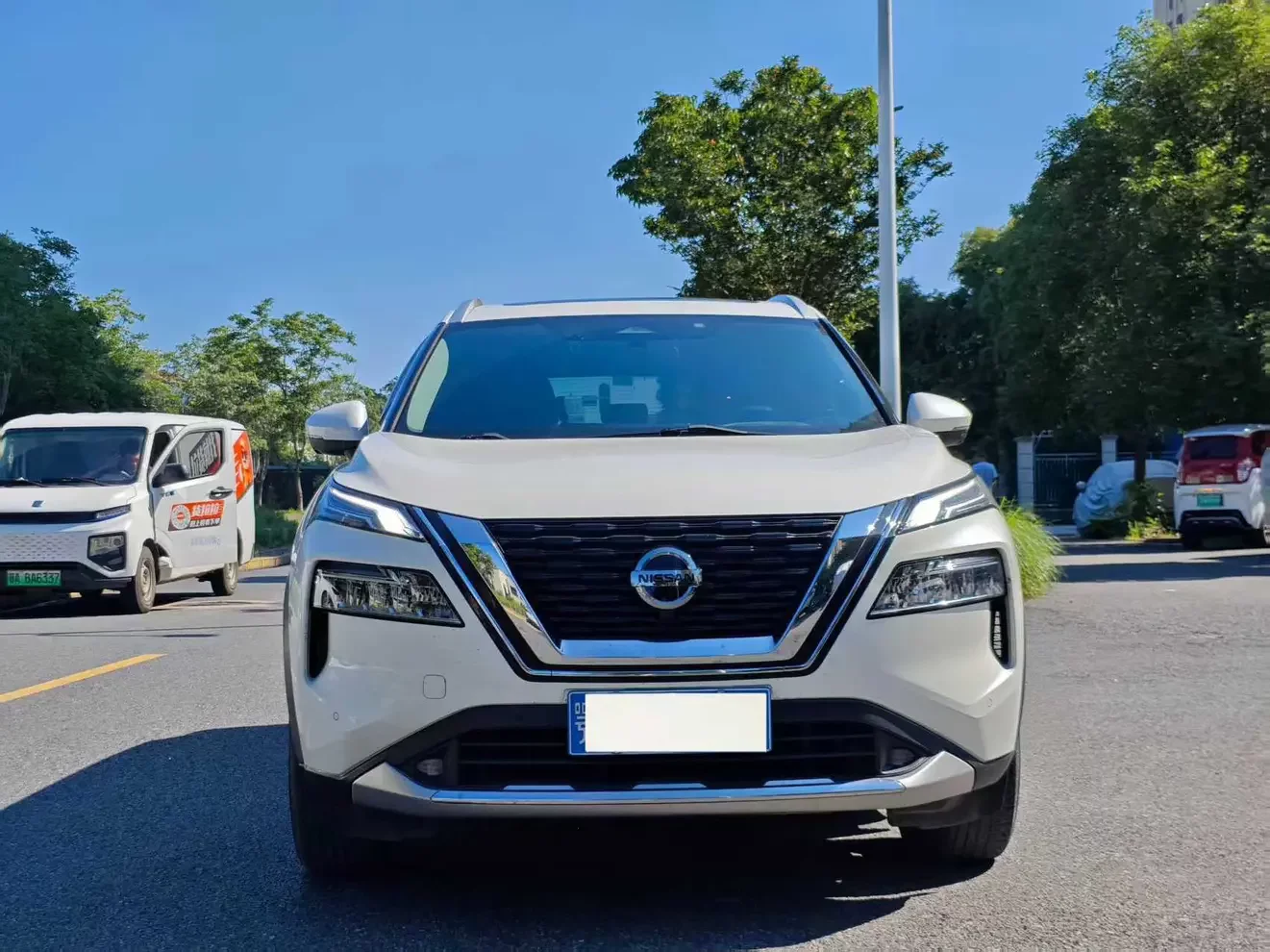 Nissan X-Trail (Qijun)  из Китая