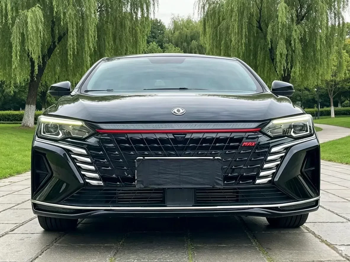 Dongfeng Yixuan MAX