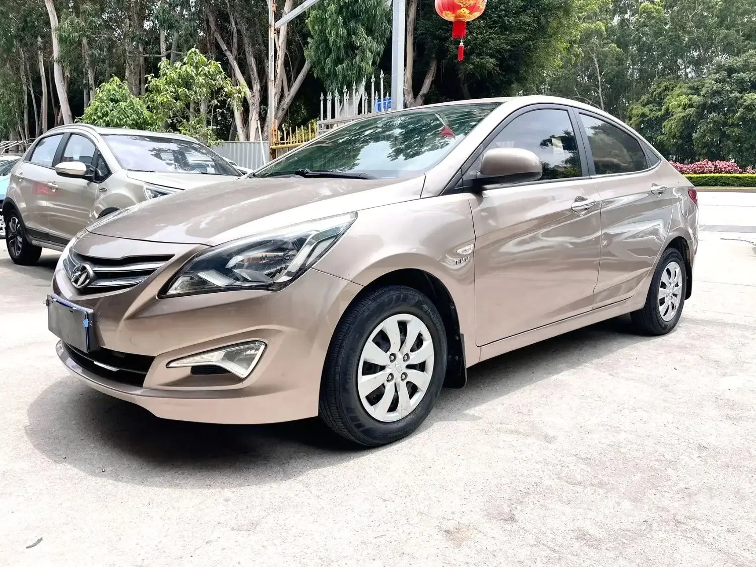 Hyundai Verna (Rena)  из Китая