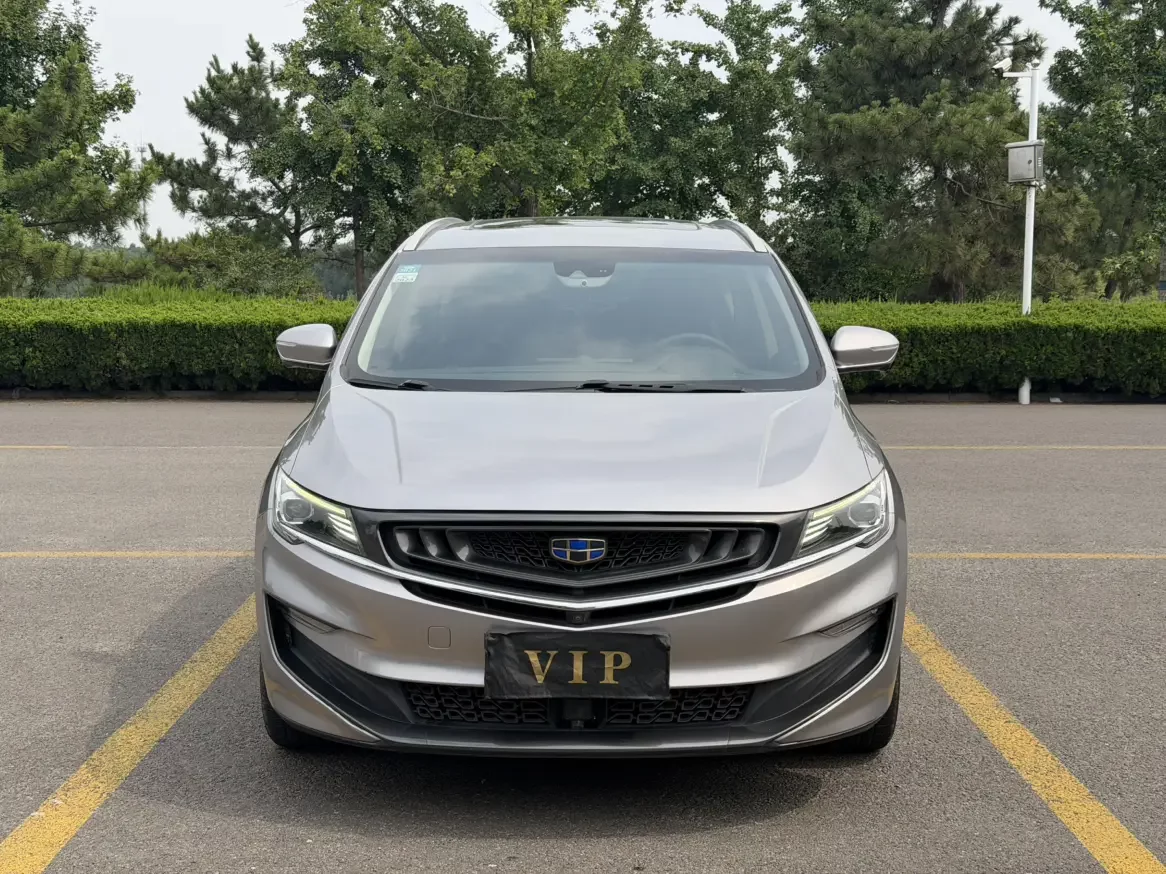 Geely Jiaji  из Китая