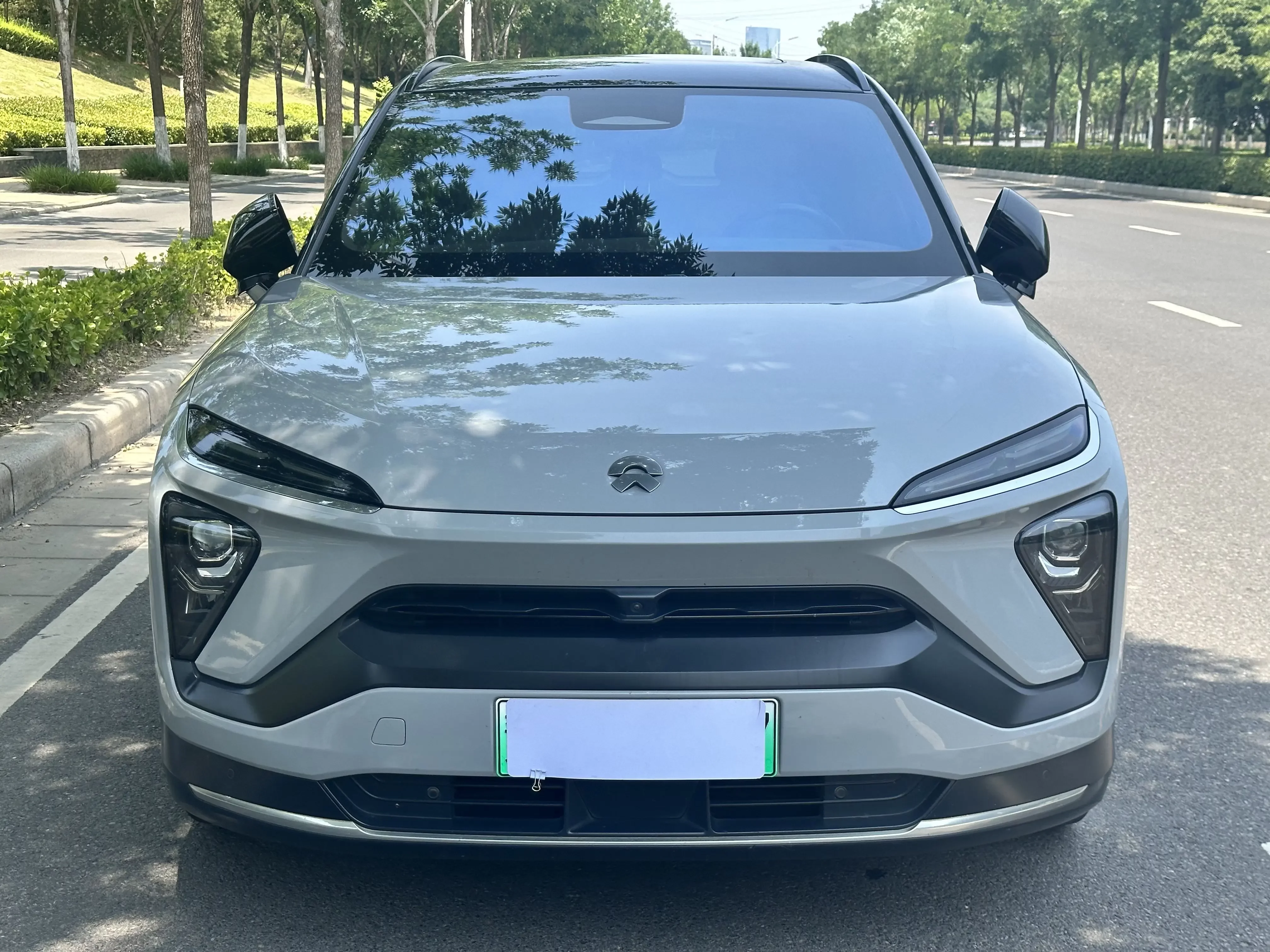 NIO ES6