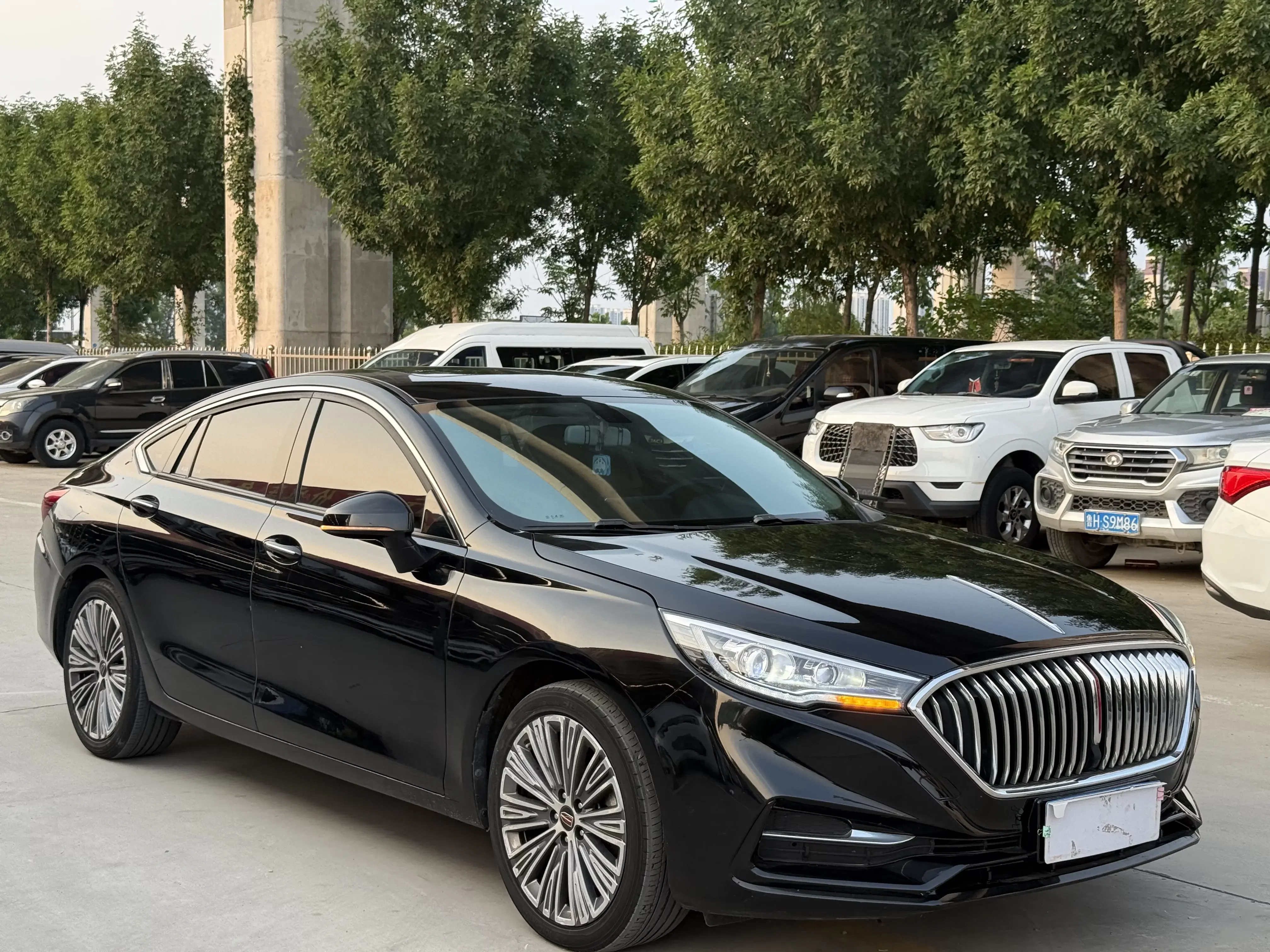 Hongqi H5 classic