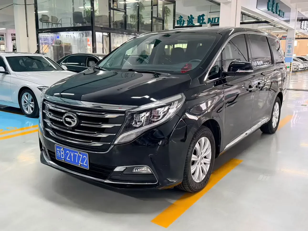 GAC Trumpchi M8  из Китая