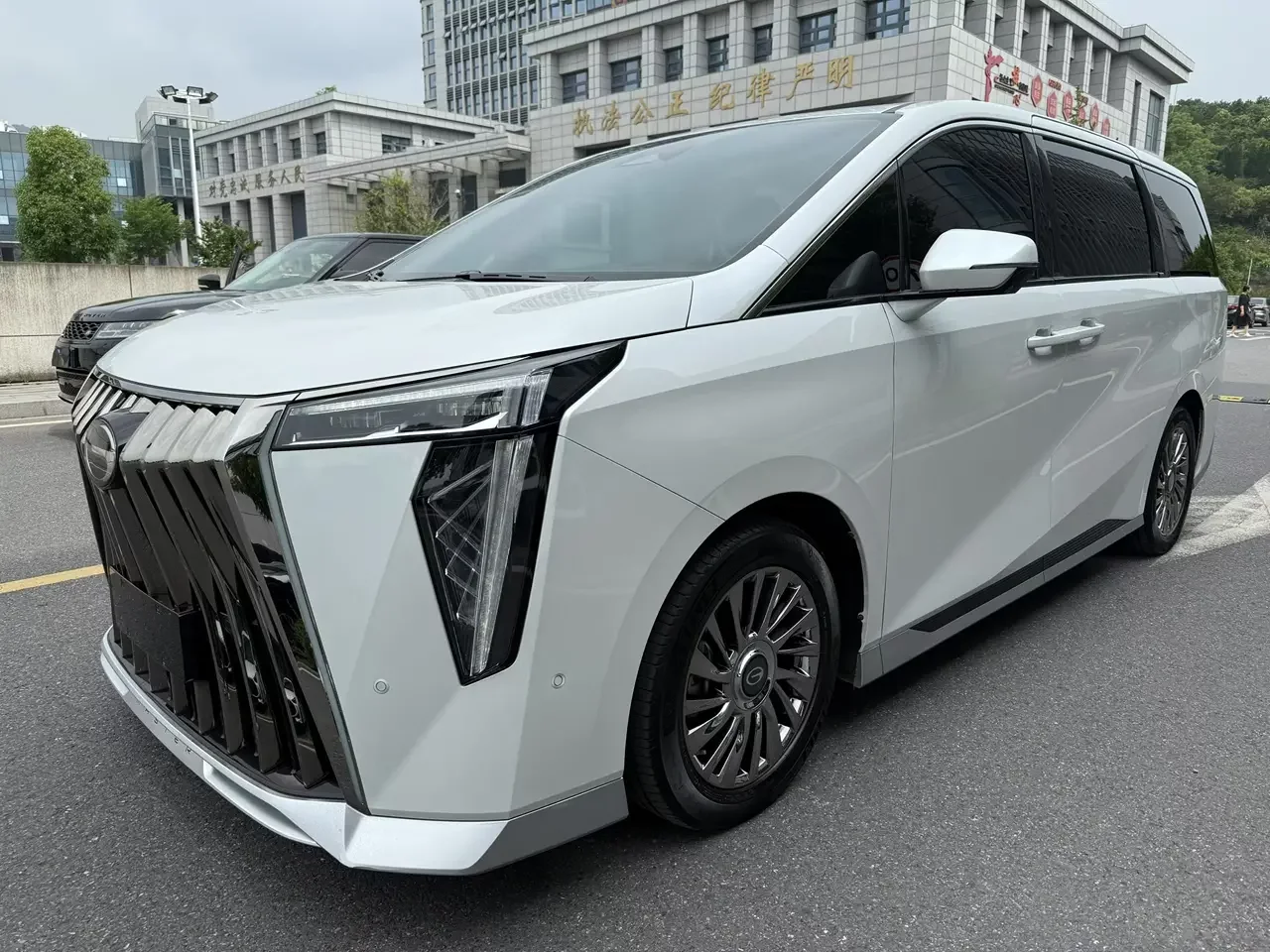 GAC Trumpchi M8