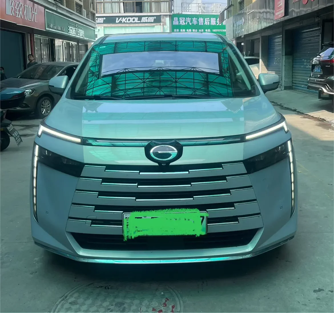 GAC Trumpchi E8 PHEV