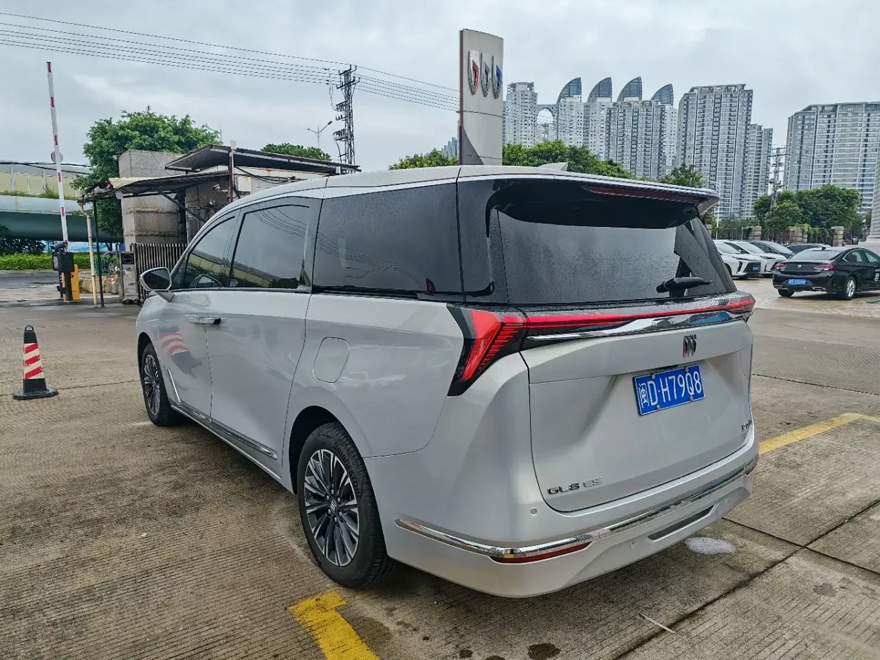 Buick GL8