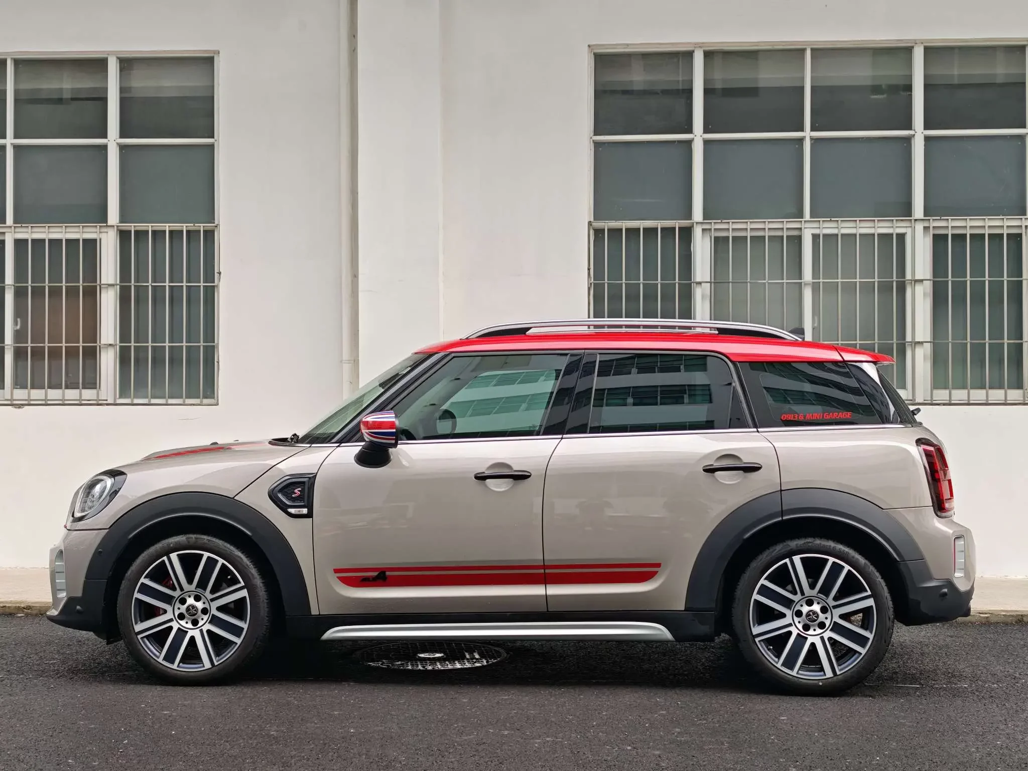 MINI COUNTRYMAN