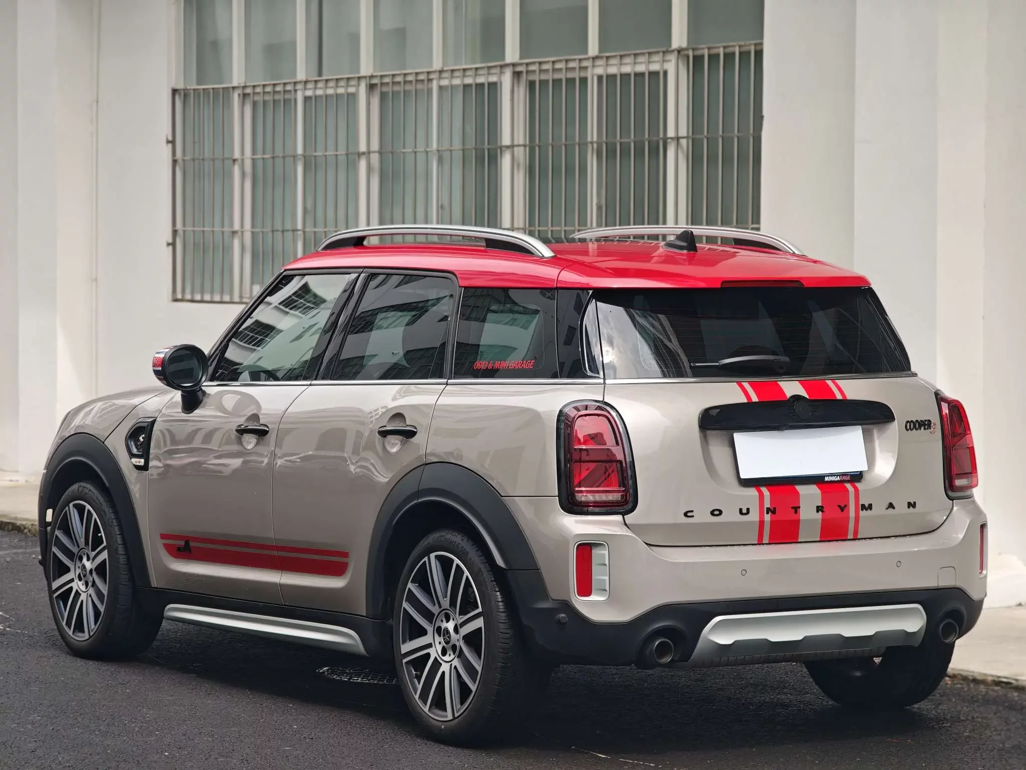 MINI COUNTRYMAN