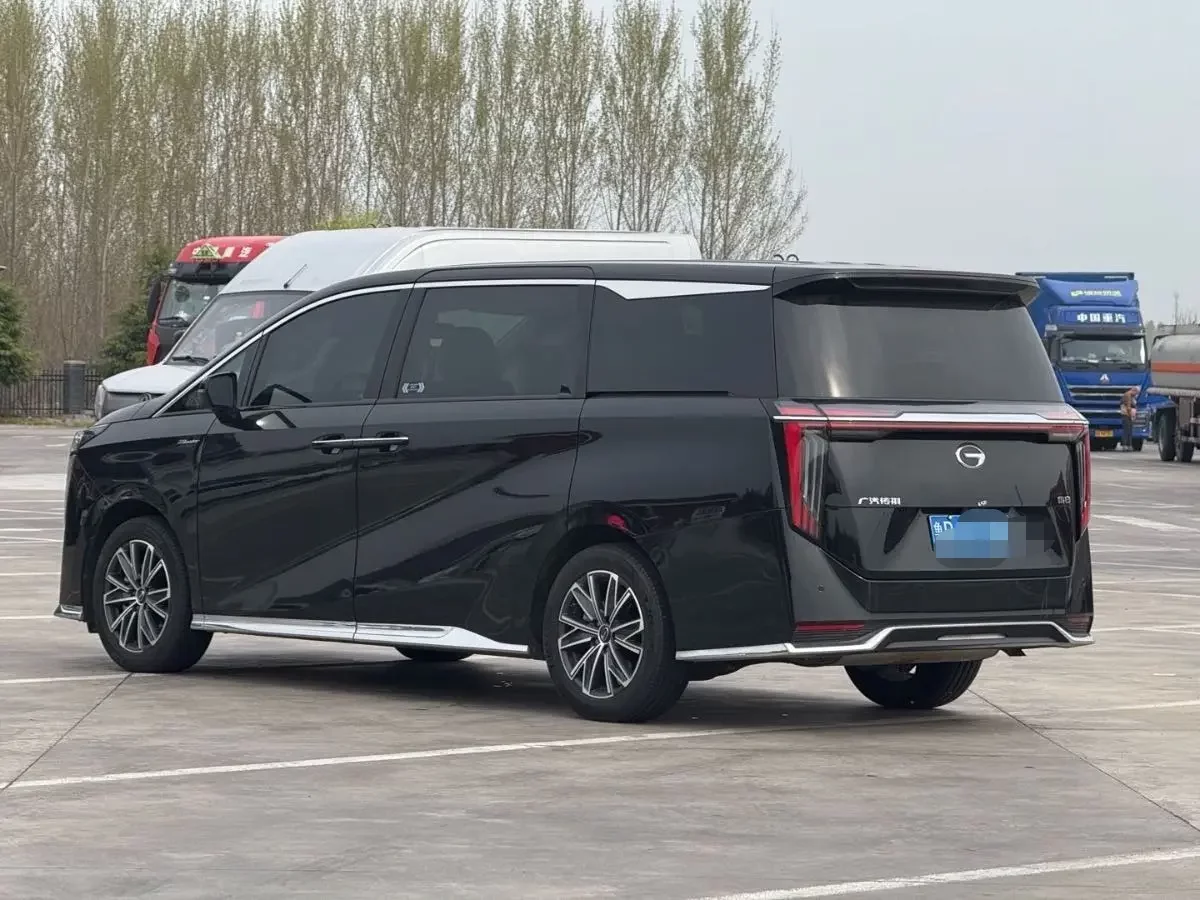 GAC Trumpchi M8