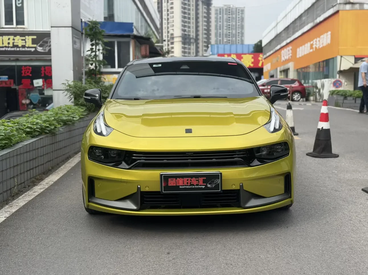 Lynk & Co 03