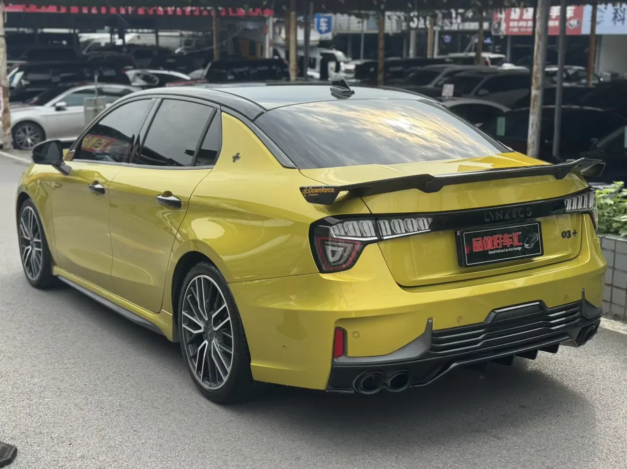 Lynk & Co 03