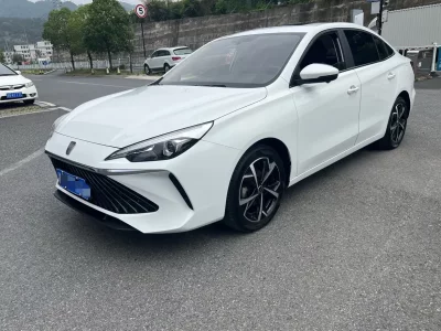 Roewe i5