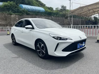 Roewe i5